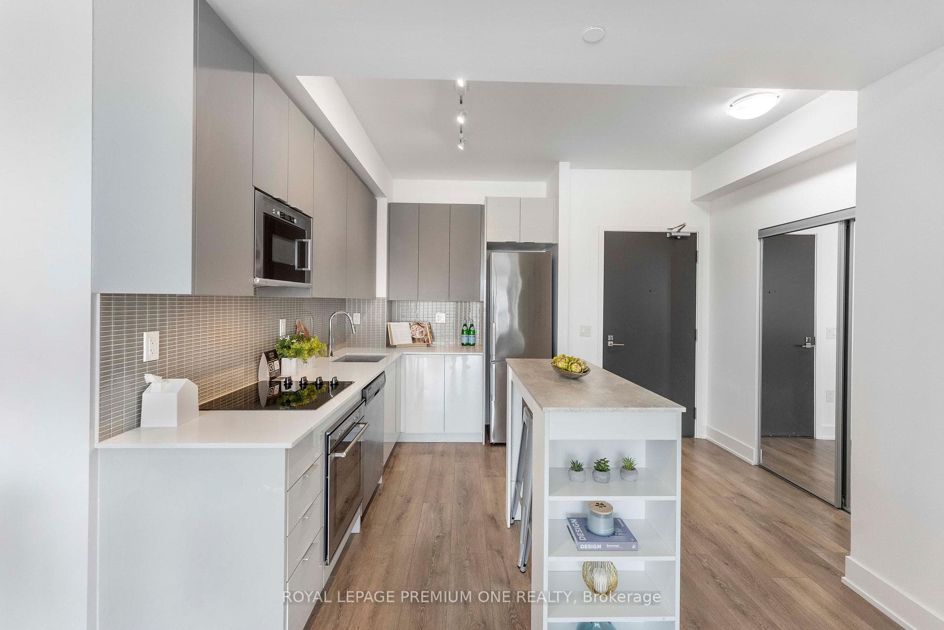 2908 Highway 7 Road Unit 901 photo 9