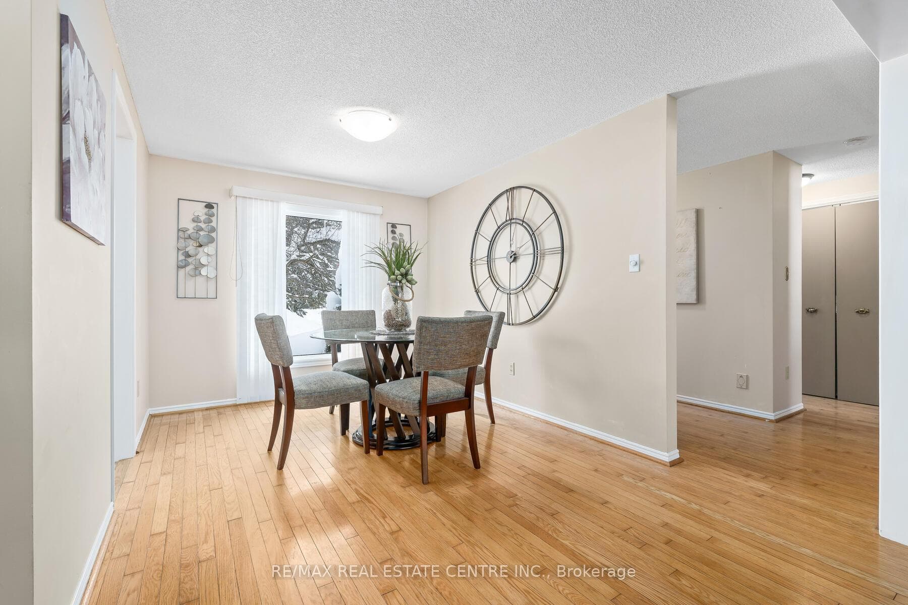 9 Balsam Court photo 8
