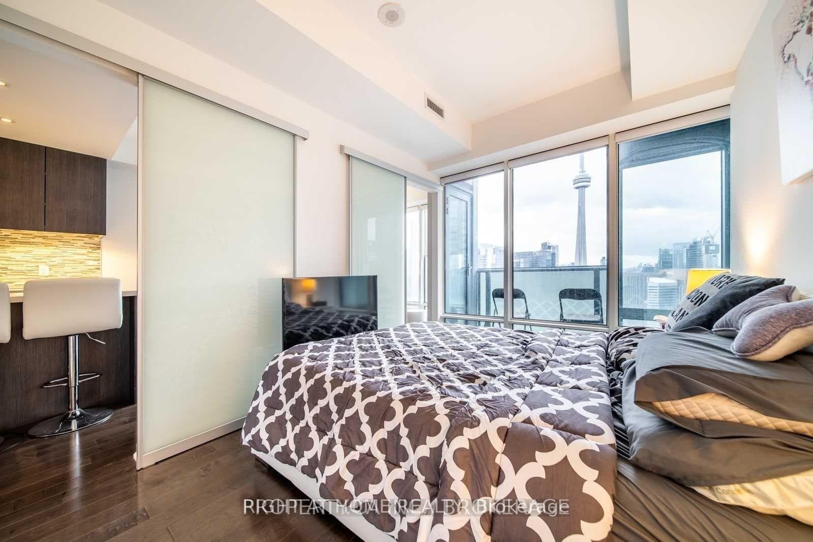 8 The Esplanade Street Unit 3203 photo 11