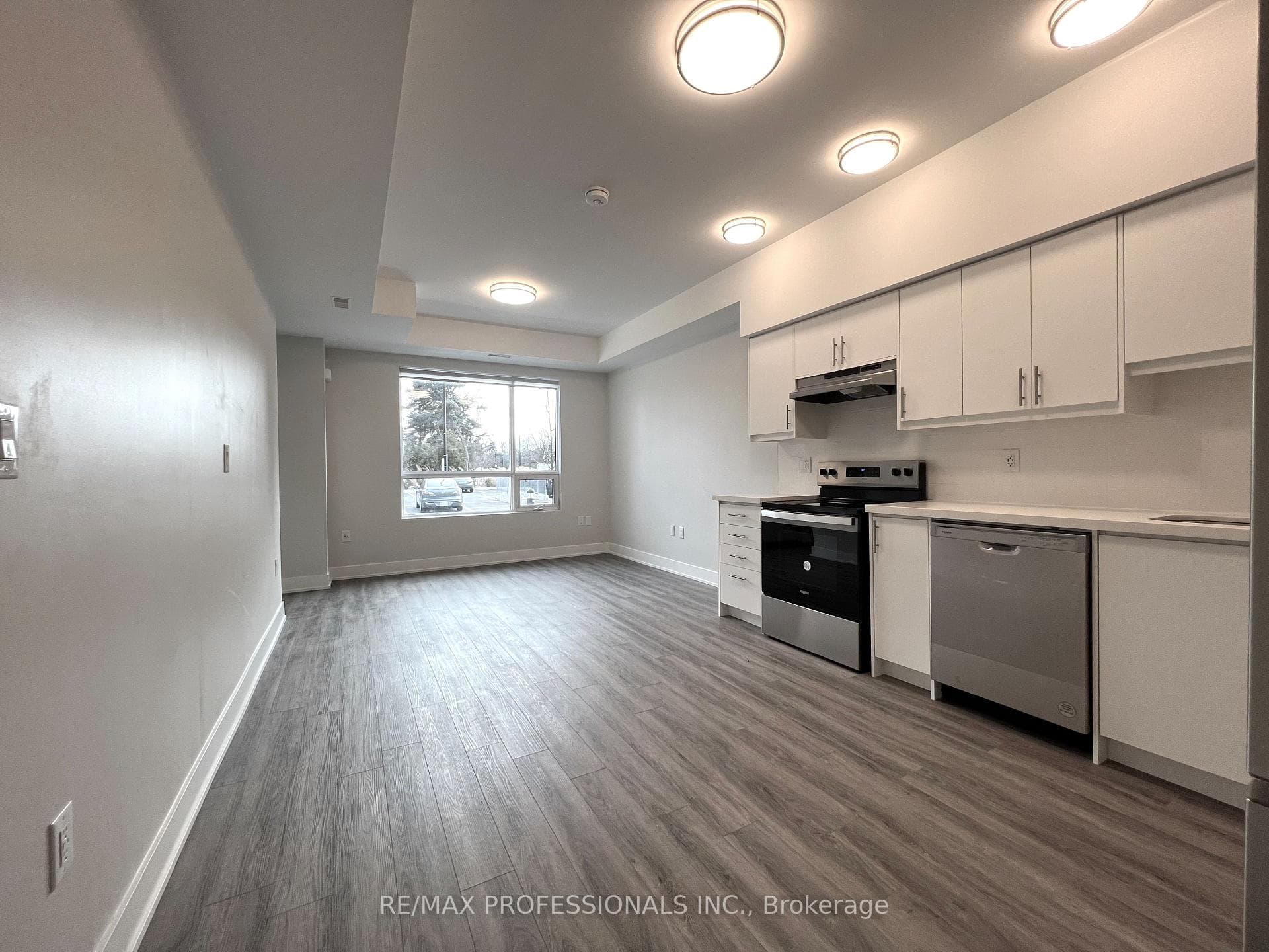 62 Dixfield Drive Unit 130 photo 7