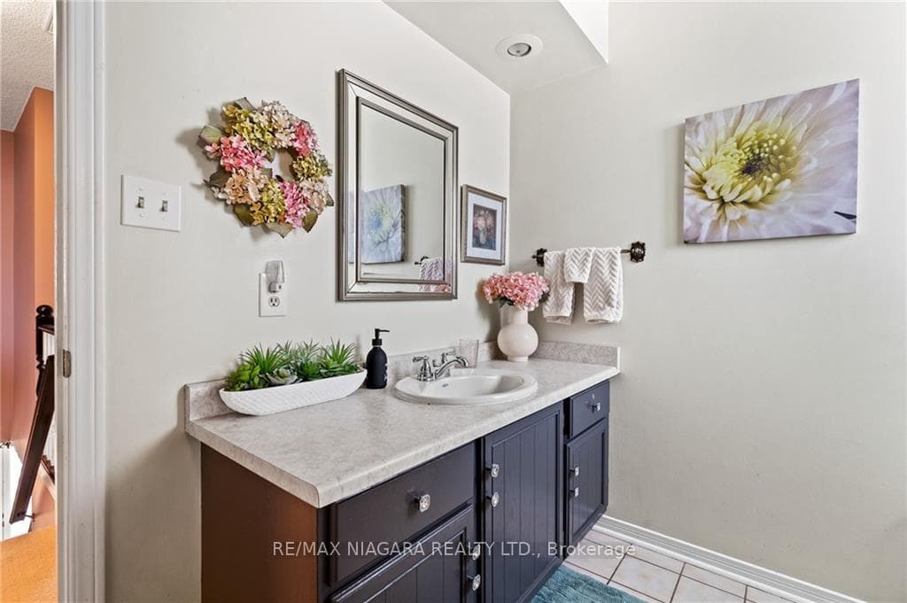 48 Elderwood Drive photo 24