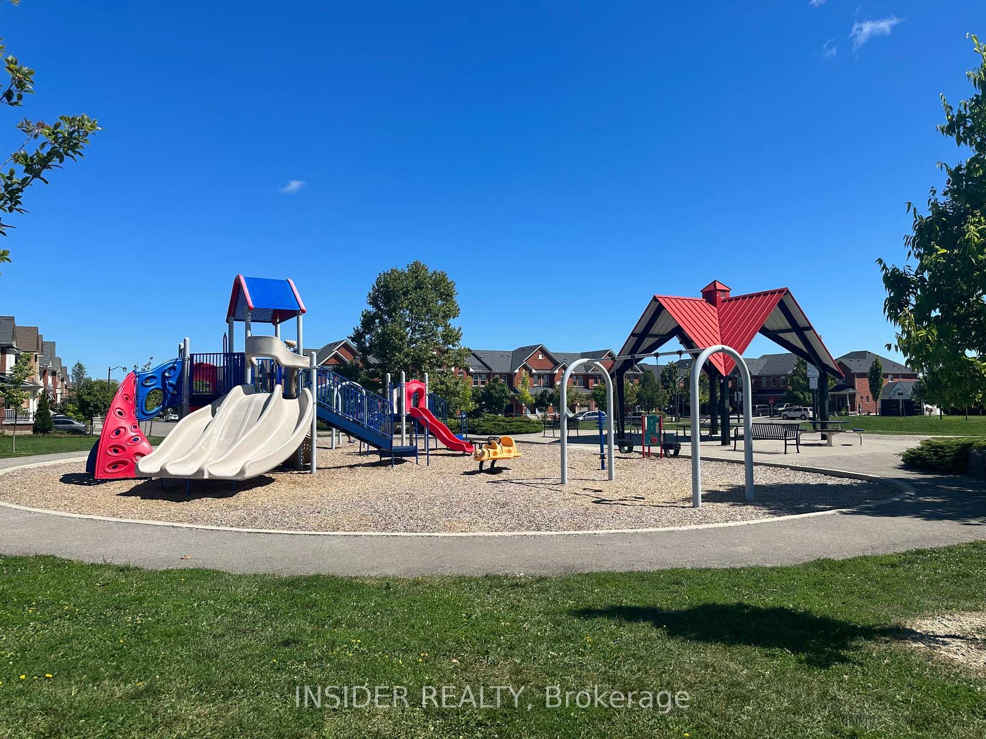 467 Hinchey Crescent photo 33