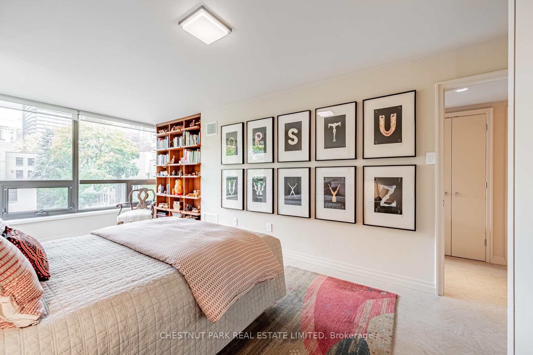 62 Wellesley Street Unit 306 photo 24