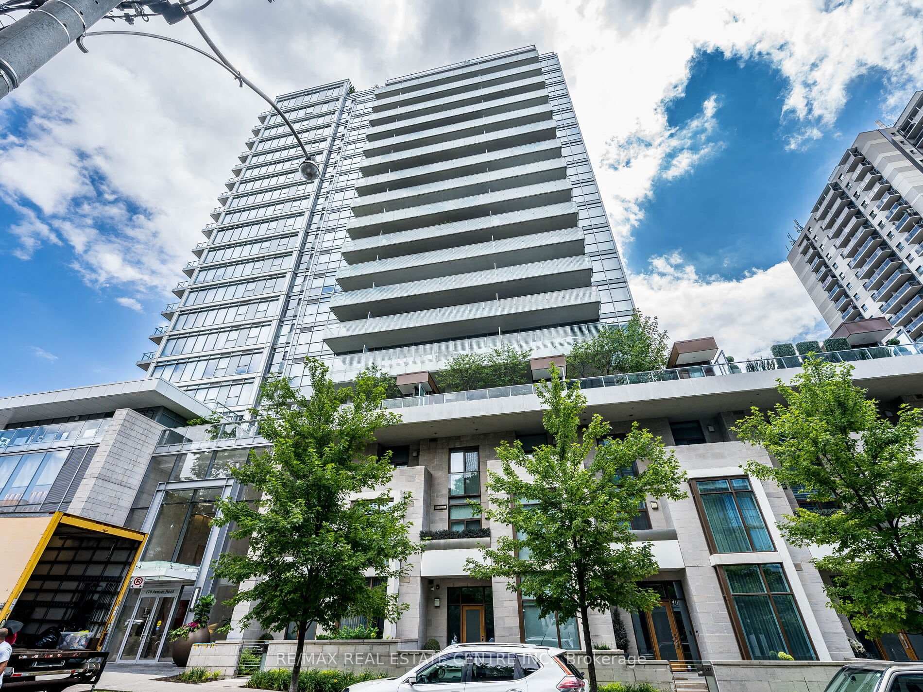 170 Avenue Road Unit 1203 photo 1