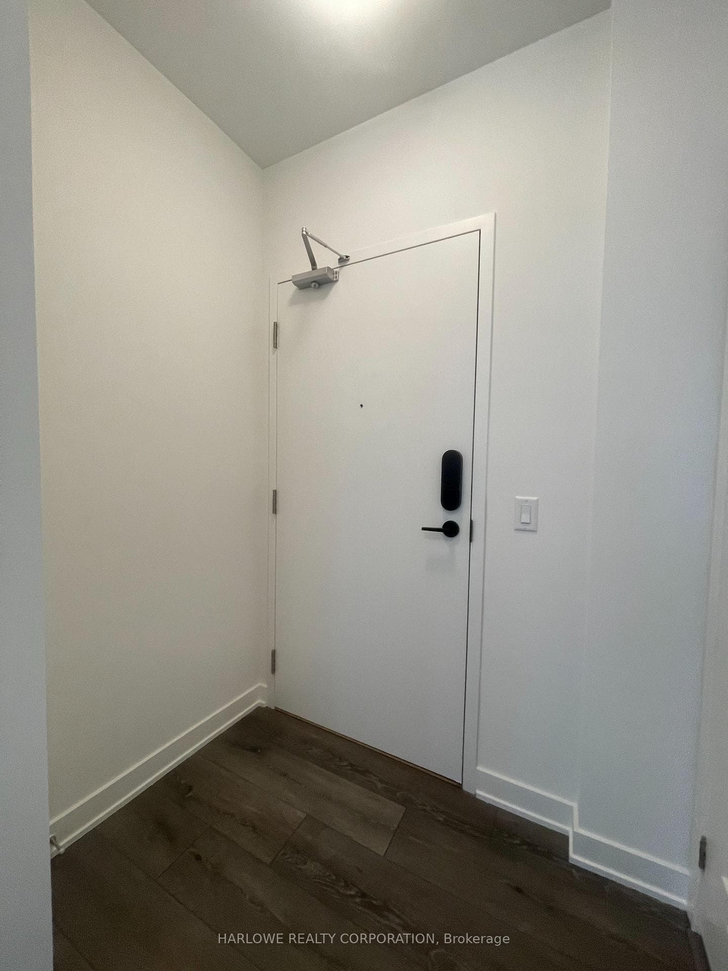 95 Oneida Crescent Unit 910 photo 19