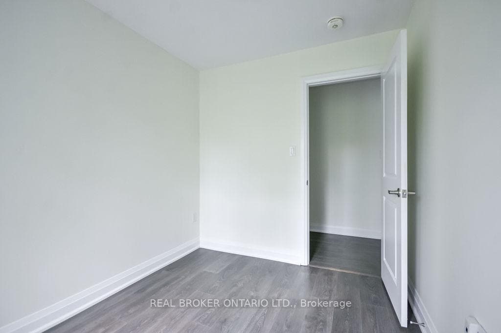 199 Ardagh Road Unit 18 photo 30