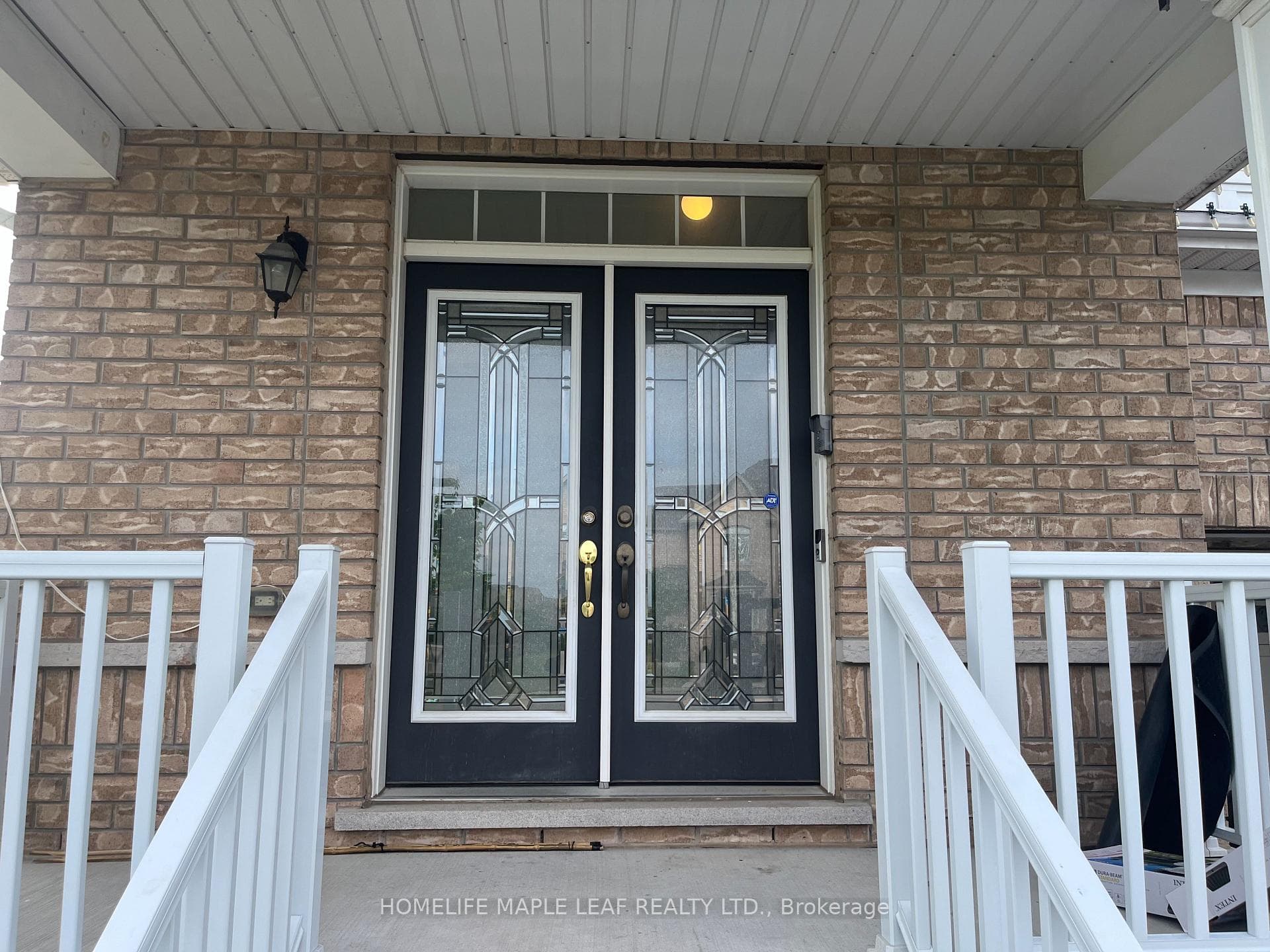 14 Nightland Court photo 2