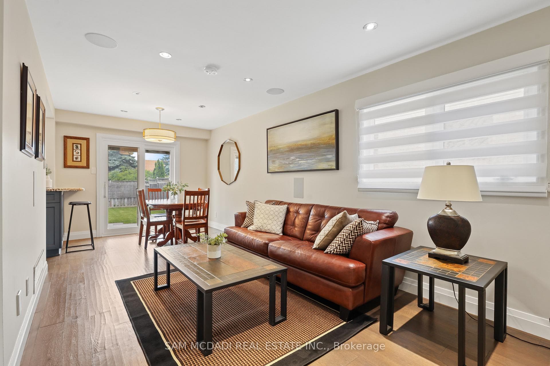 1541 Cuthbert Avenue photo 13