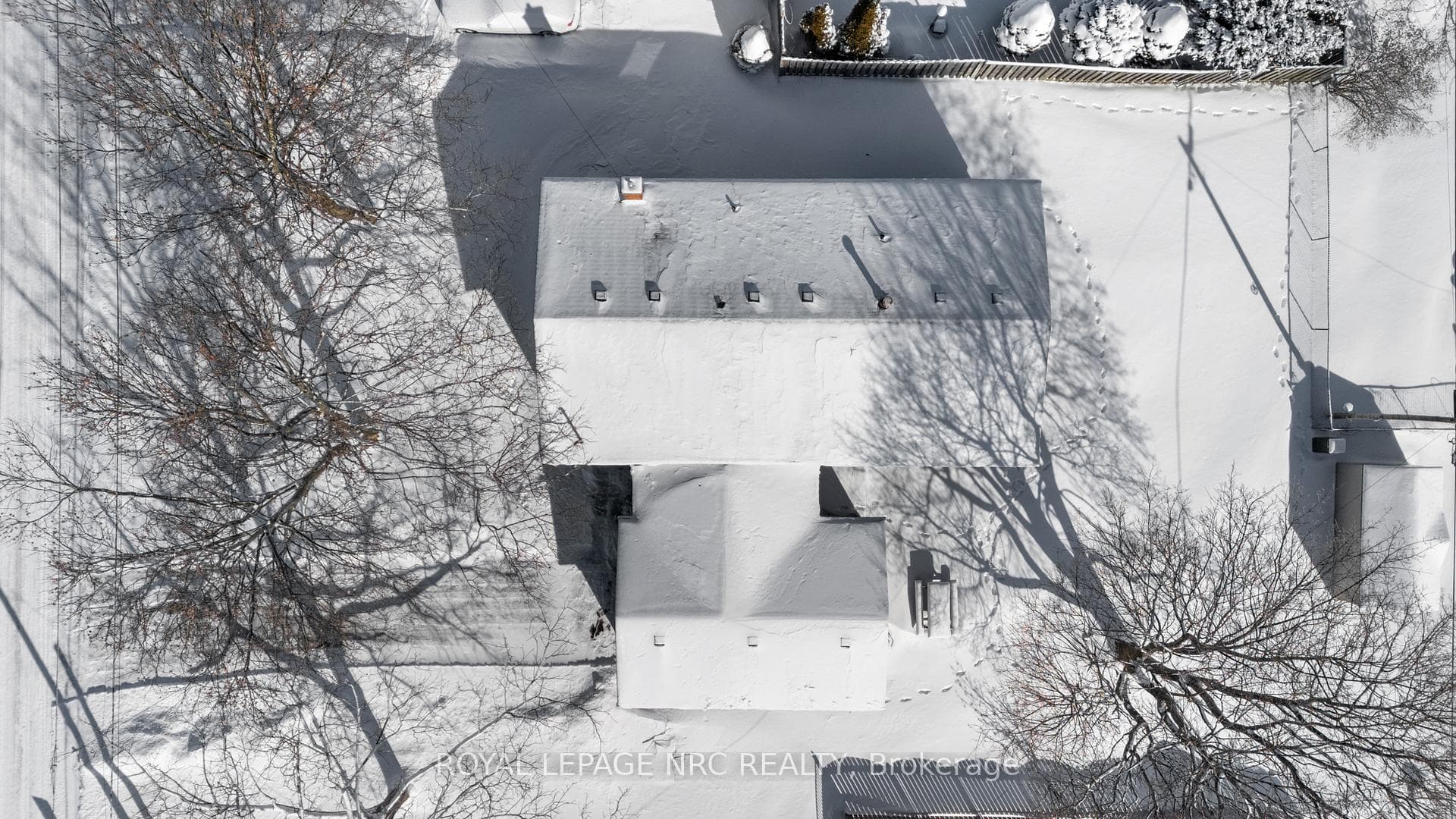 930 Ferndale Avenue photo 38