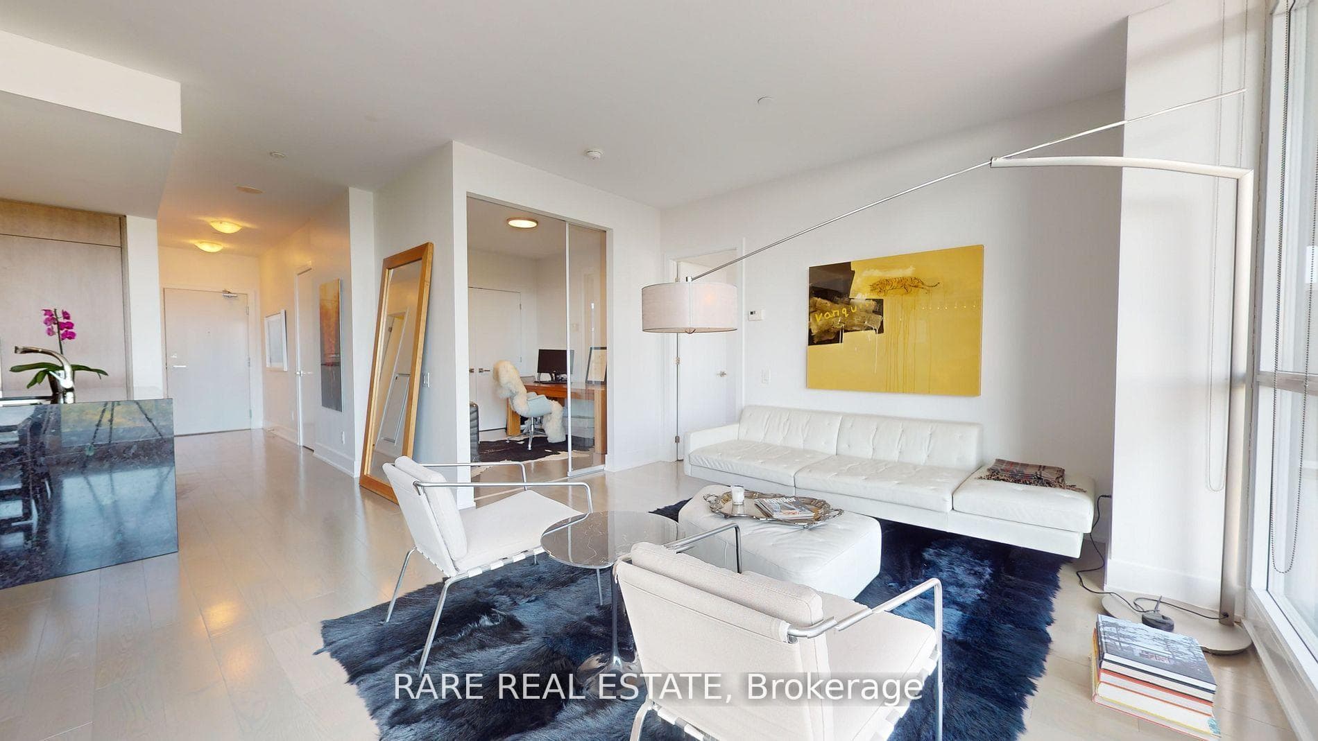 170 Avenue Road Unit 1101 photo 11