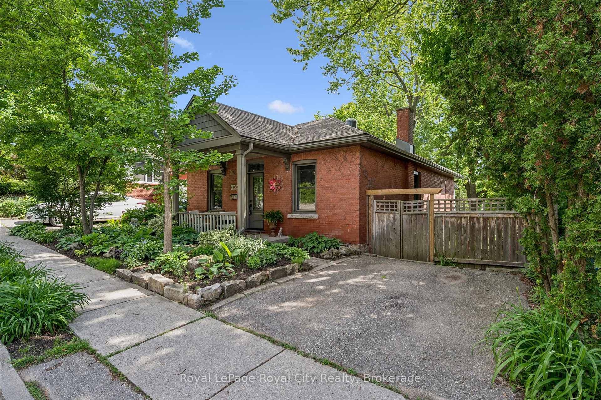 164 King Street photo 33