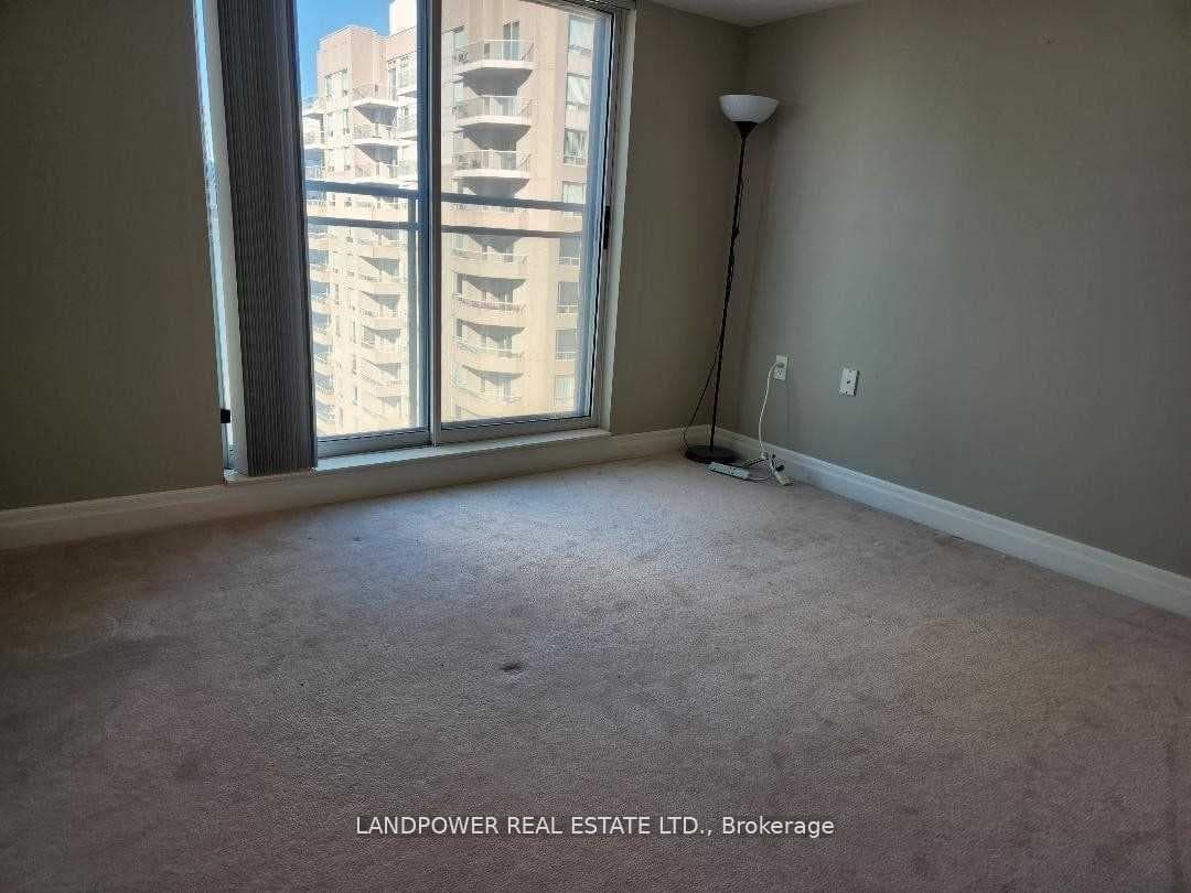 21 Hillcrest Avenue Unit 2008 photo 8