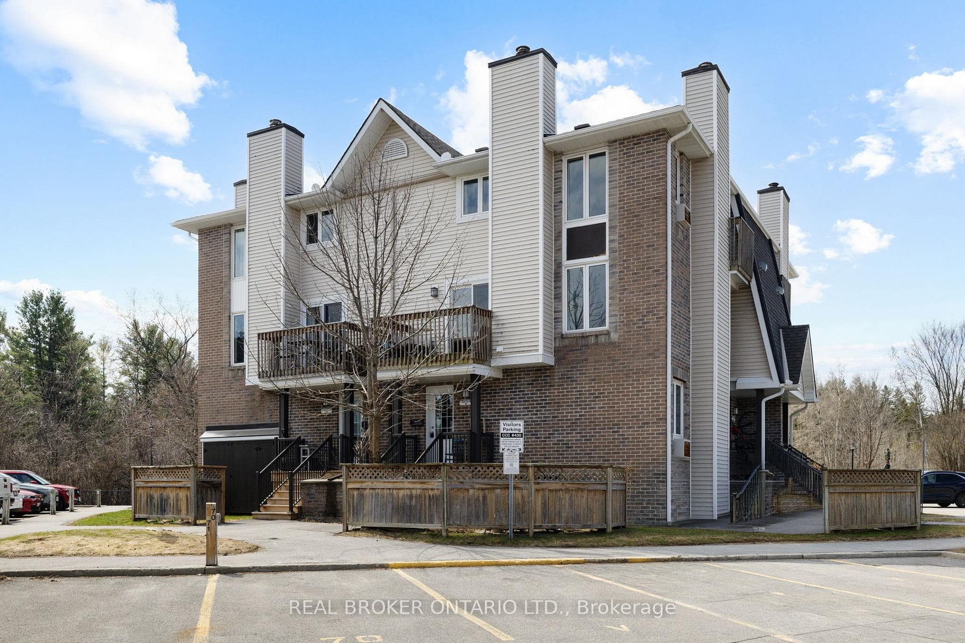 7 Timberview Way Unit 3 photo 1