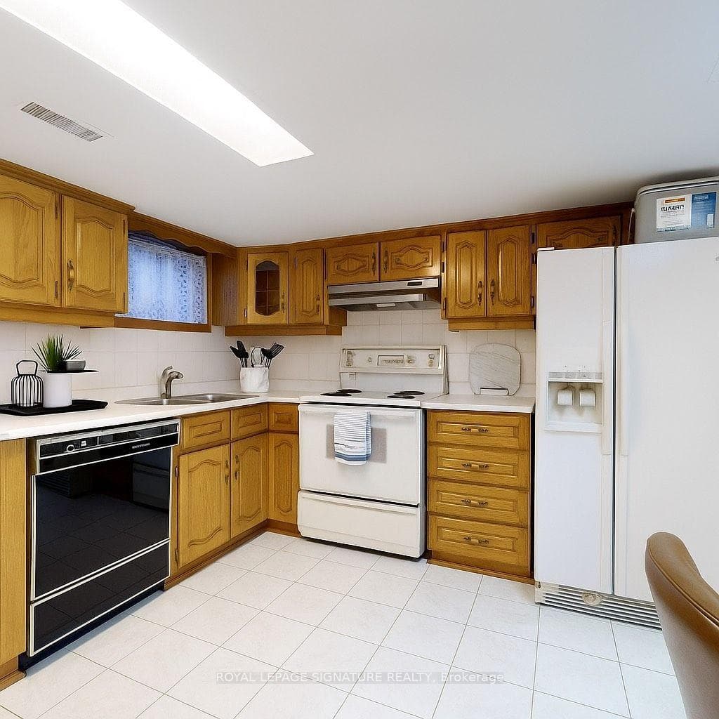 Lower Kitchen