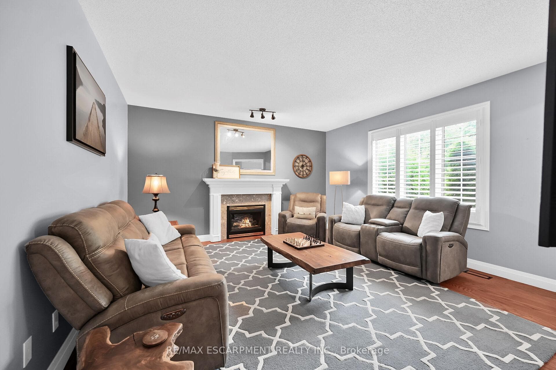 52 Hepburn Crescent photo 18