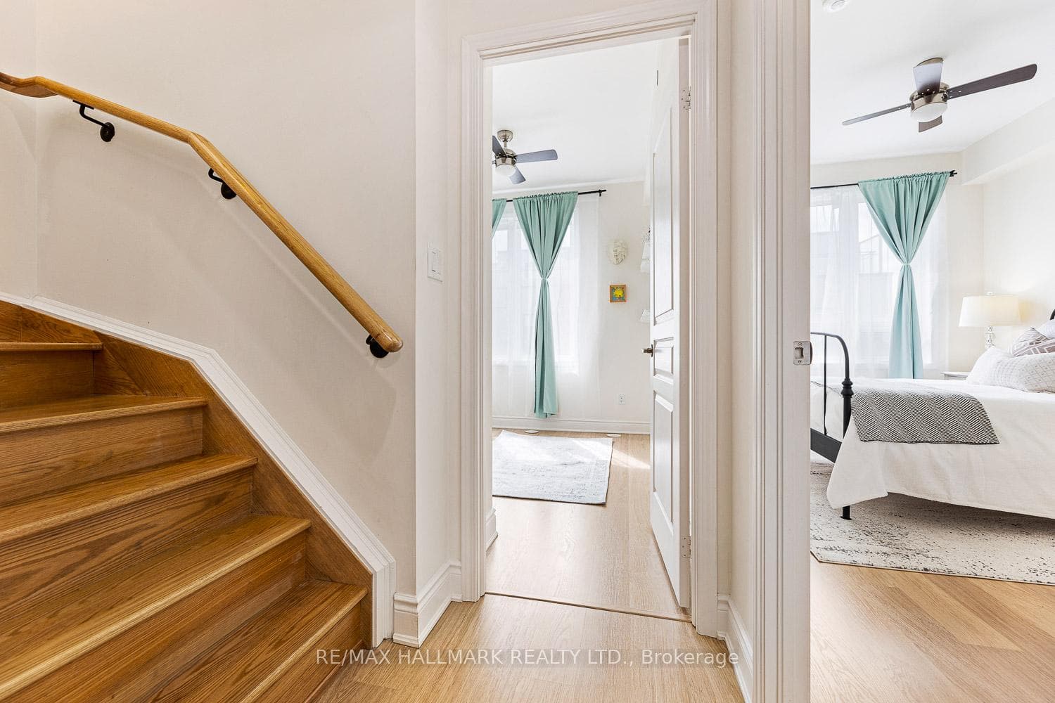 1120 Briar Hill Avenue Unit 306 photo 20