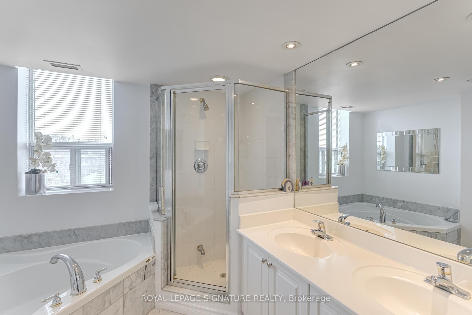 3130 Yonge Street Unit PH5 photo 8