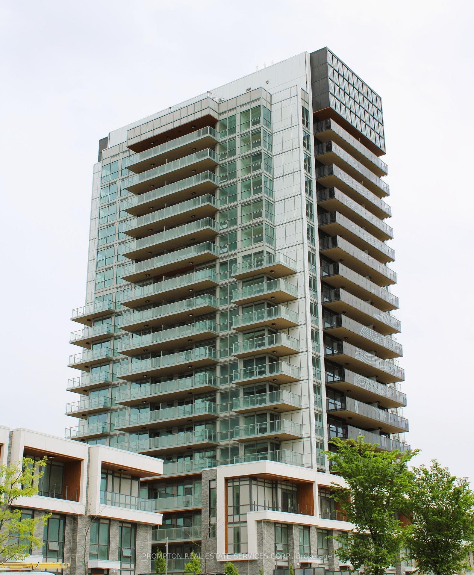 25 Mcmahon Drive Unit 908 photo 1