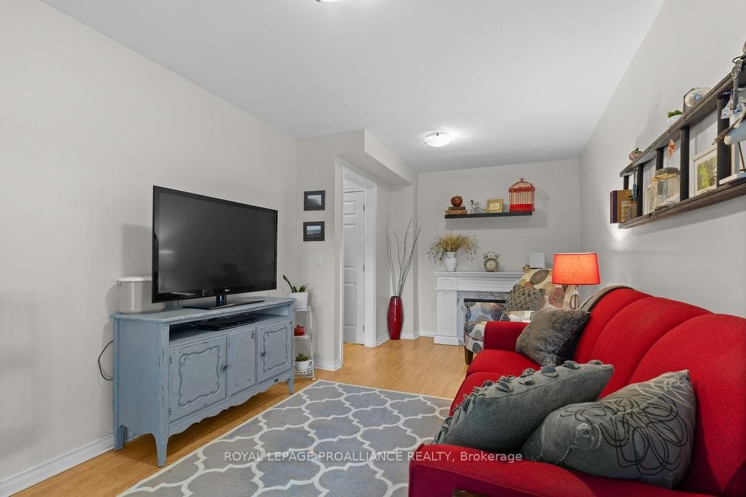 132 Purdy Road photo 18