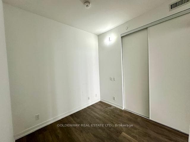 898 Portage Parkway Unit 5905 photo 10