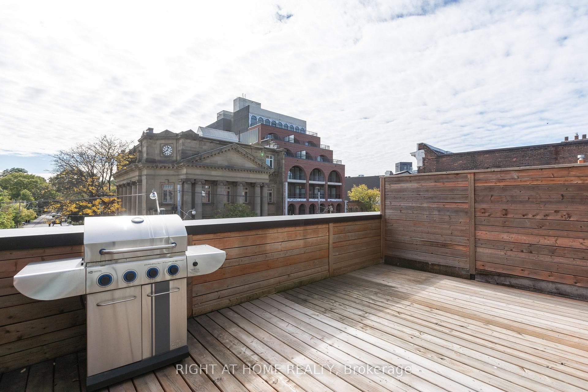 778 Queen Street Unit 206 photo 24