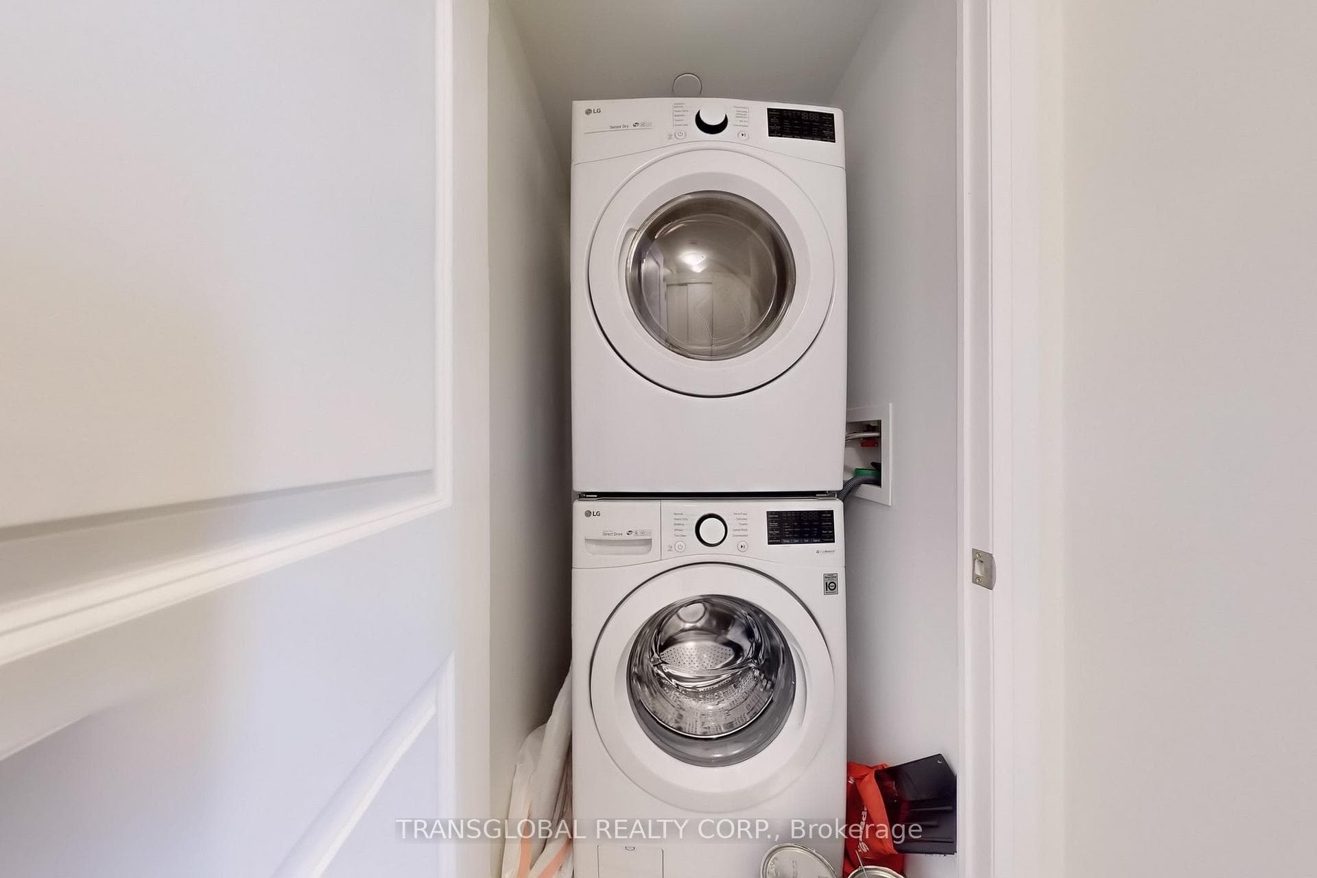 2301 Danforth Avenue Unit 308 photo 15