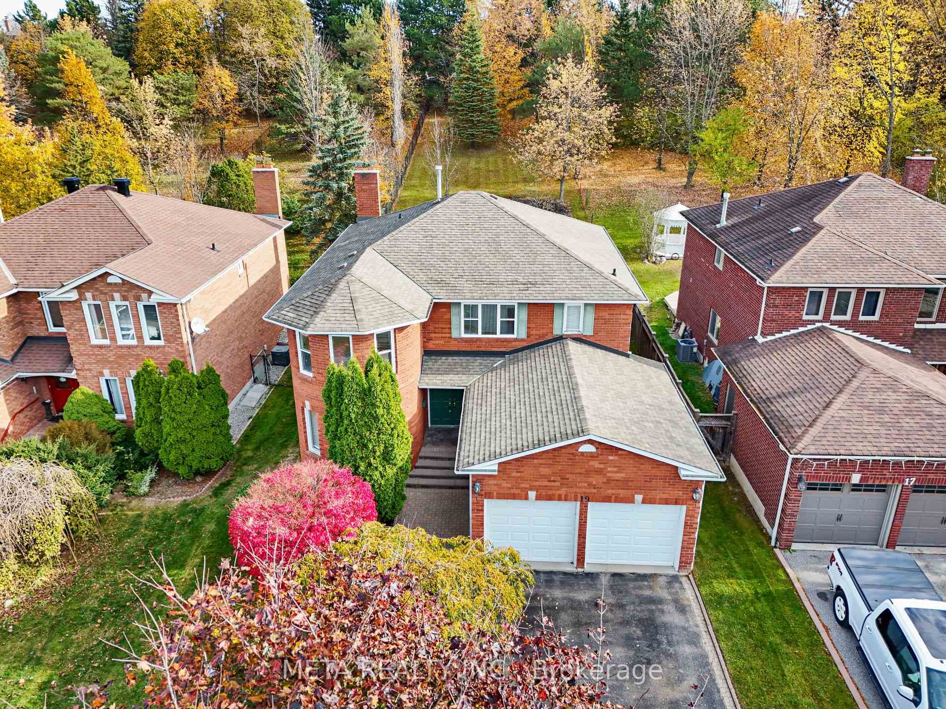 19 Turriff Crescent photo 1