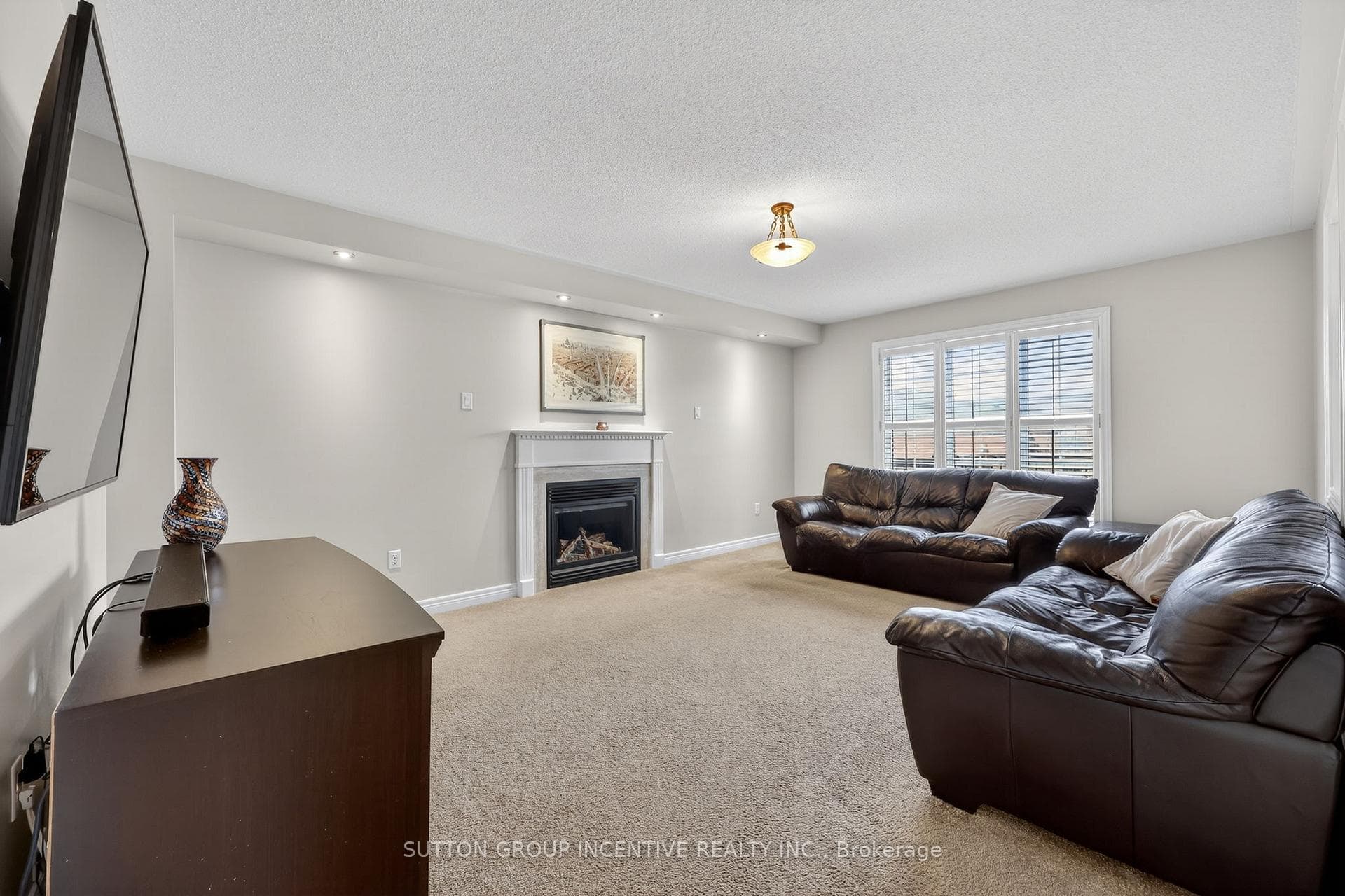 26 Prince Of Wales Drive photo 12