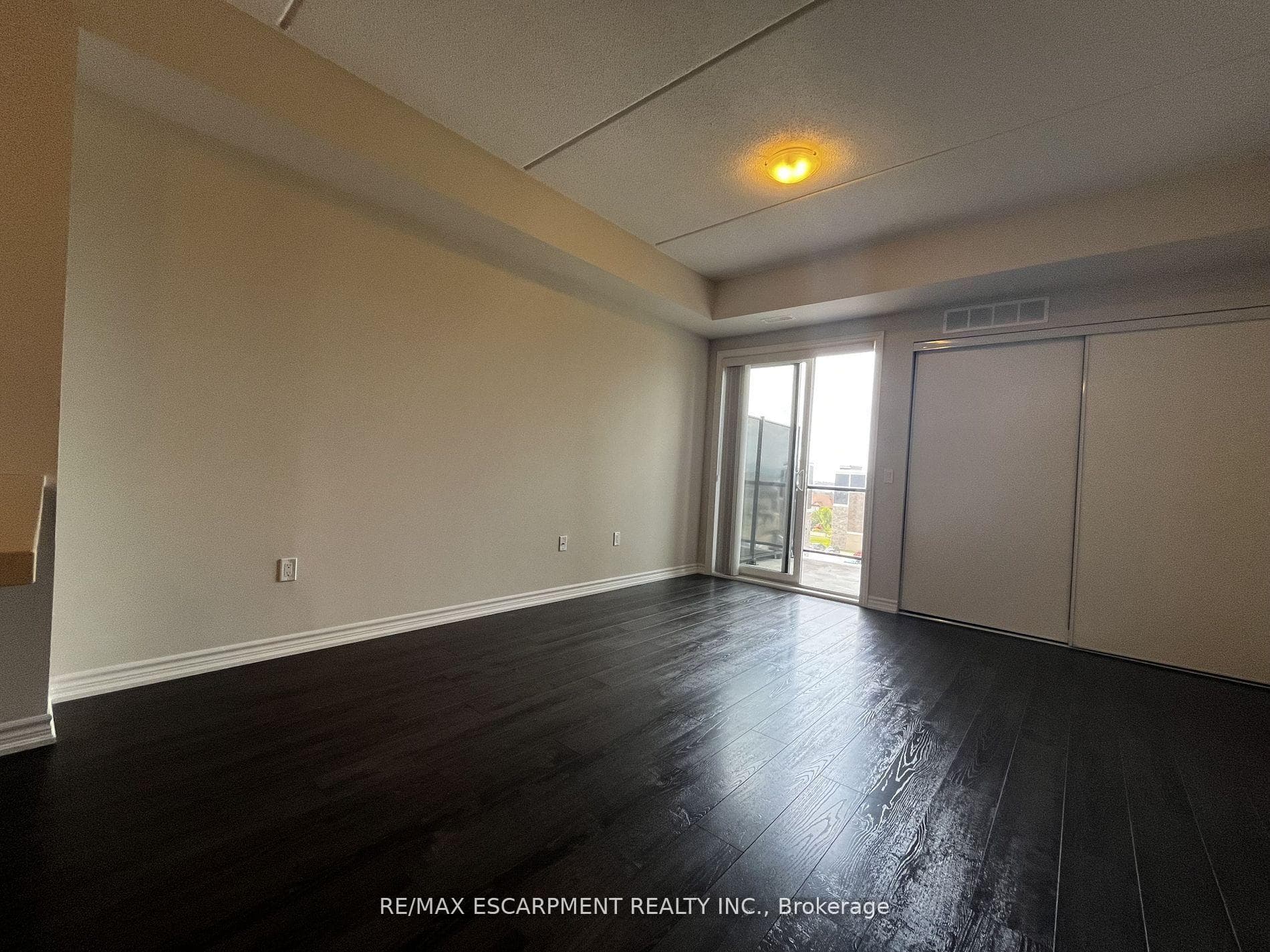 640 Sauve Street Unit 504 photo 17