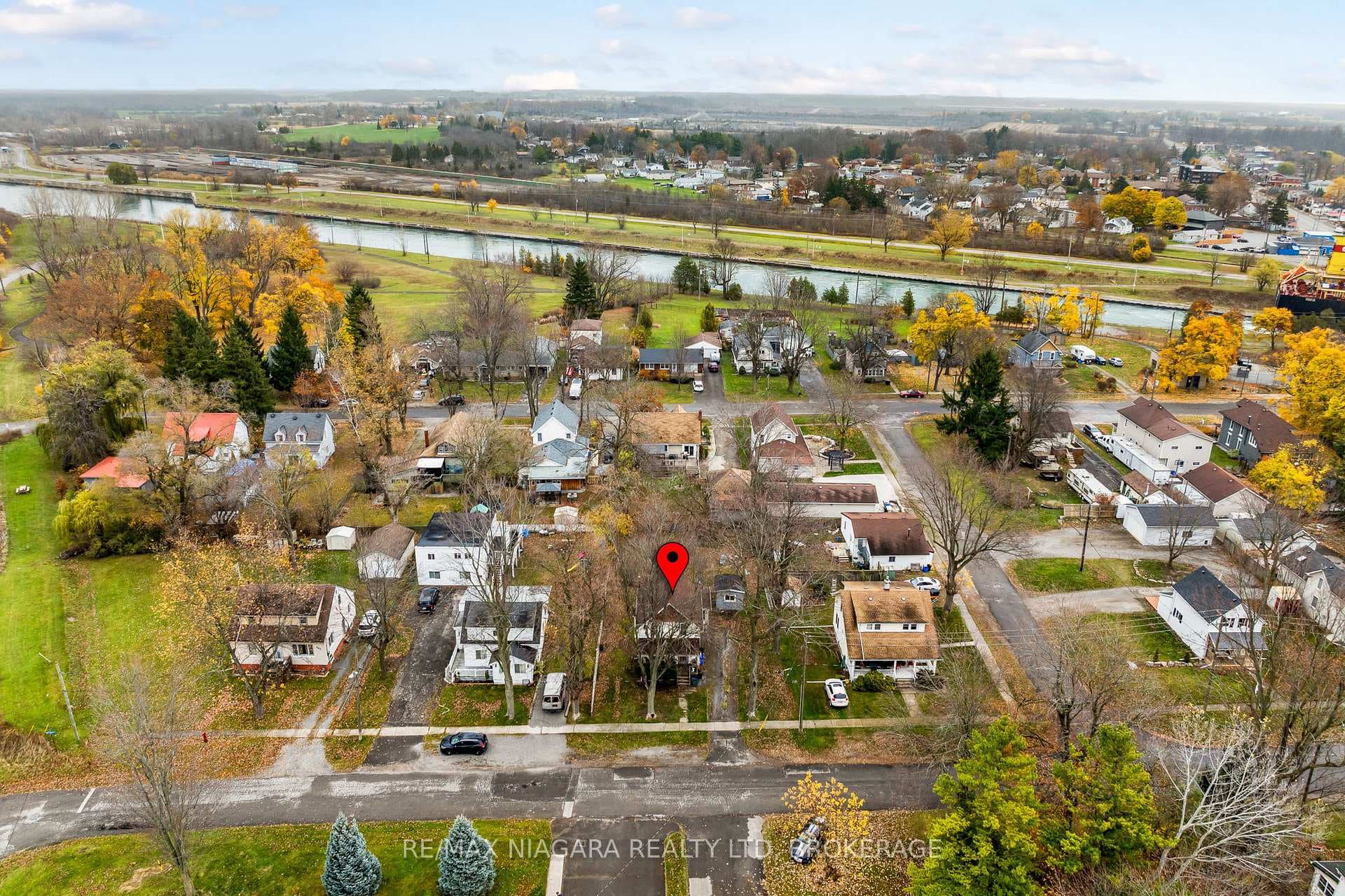 249 Mellanby Avenue photo 1