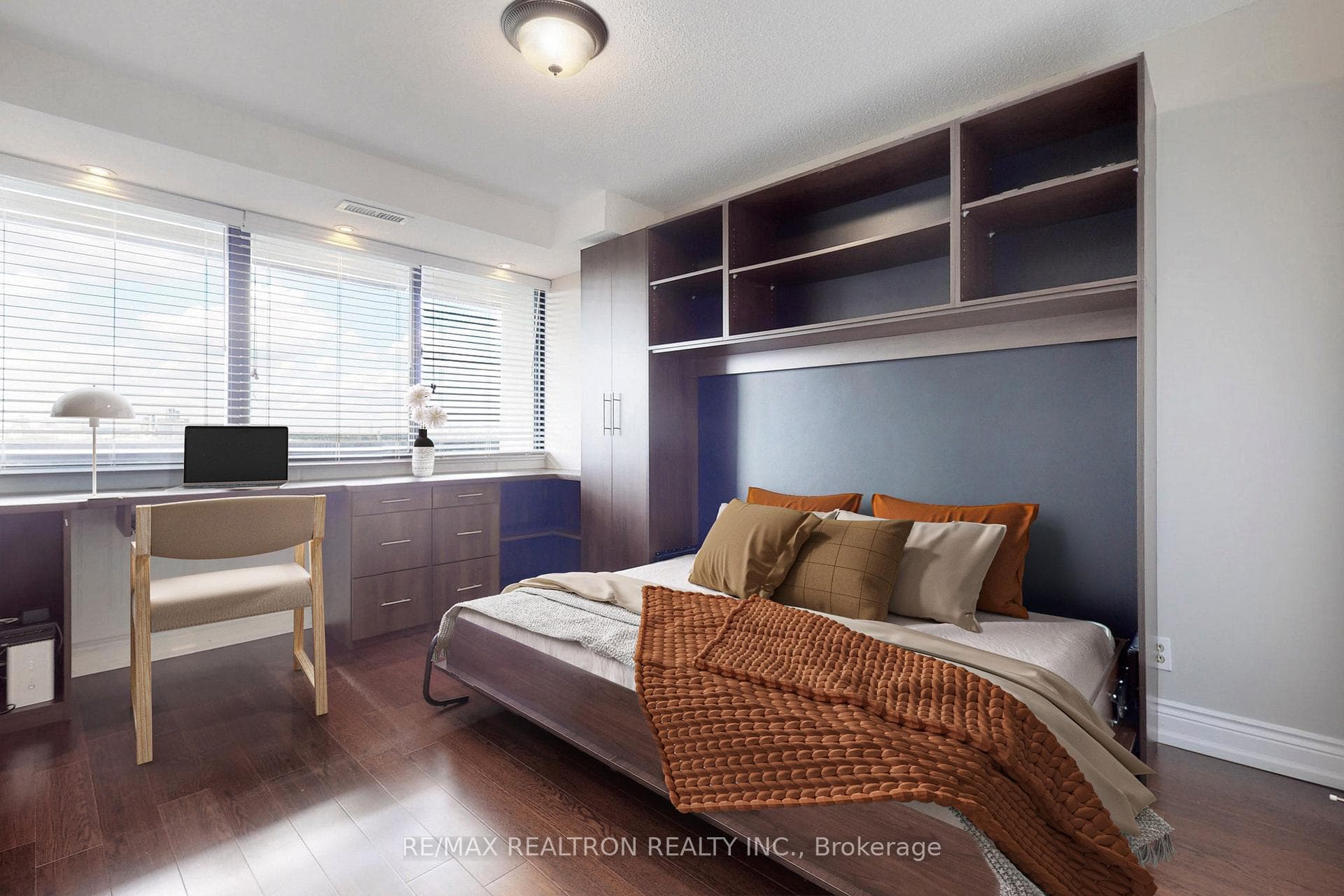 3rd bedroom w/desk and Murphy bed