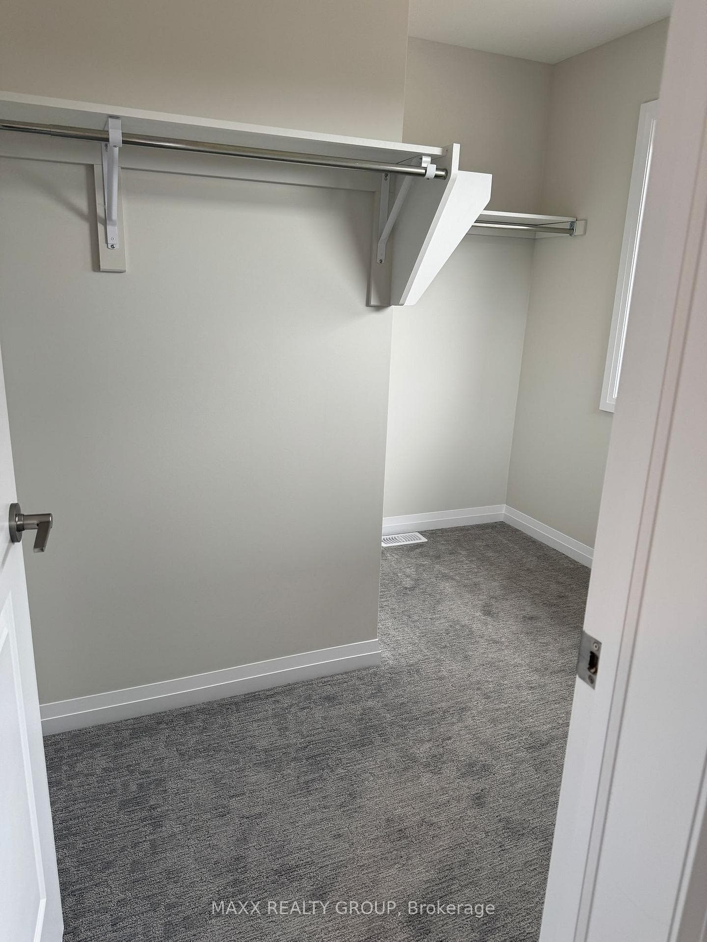 116 Willson Drive photo 8