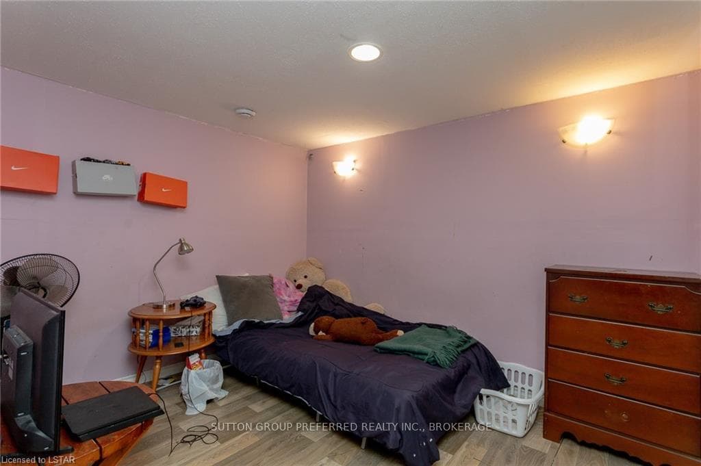15 DAUGHERTY Drive photo 35