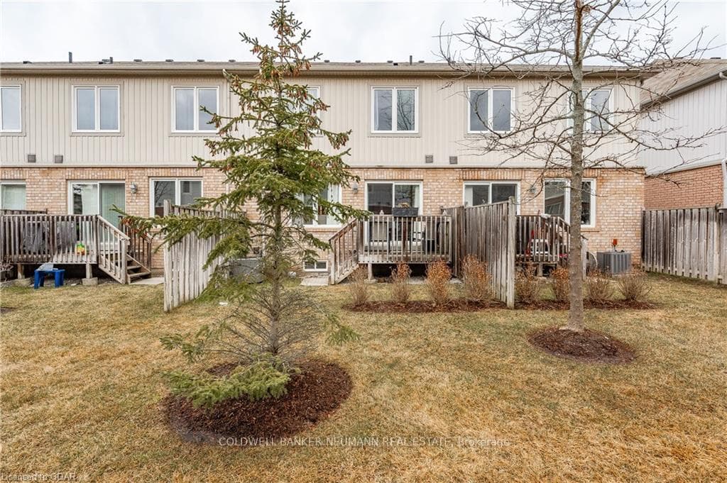 1035 Victoria Road Unit 16 photo 21