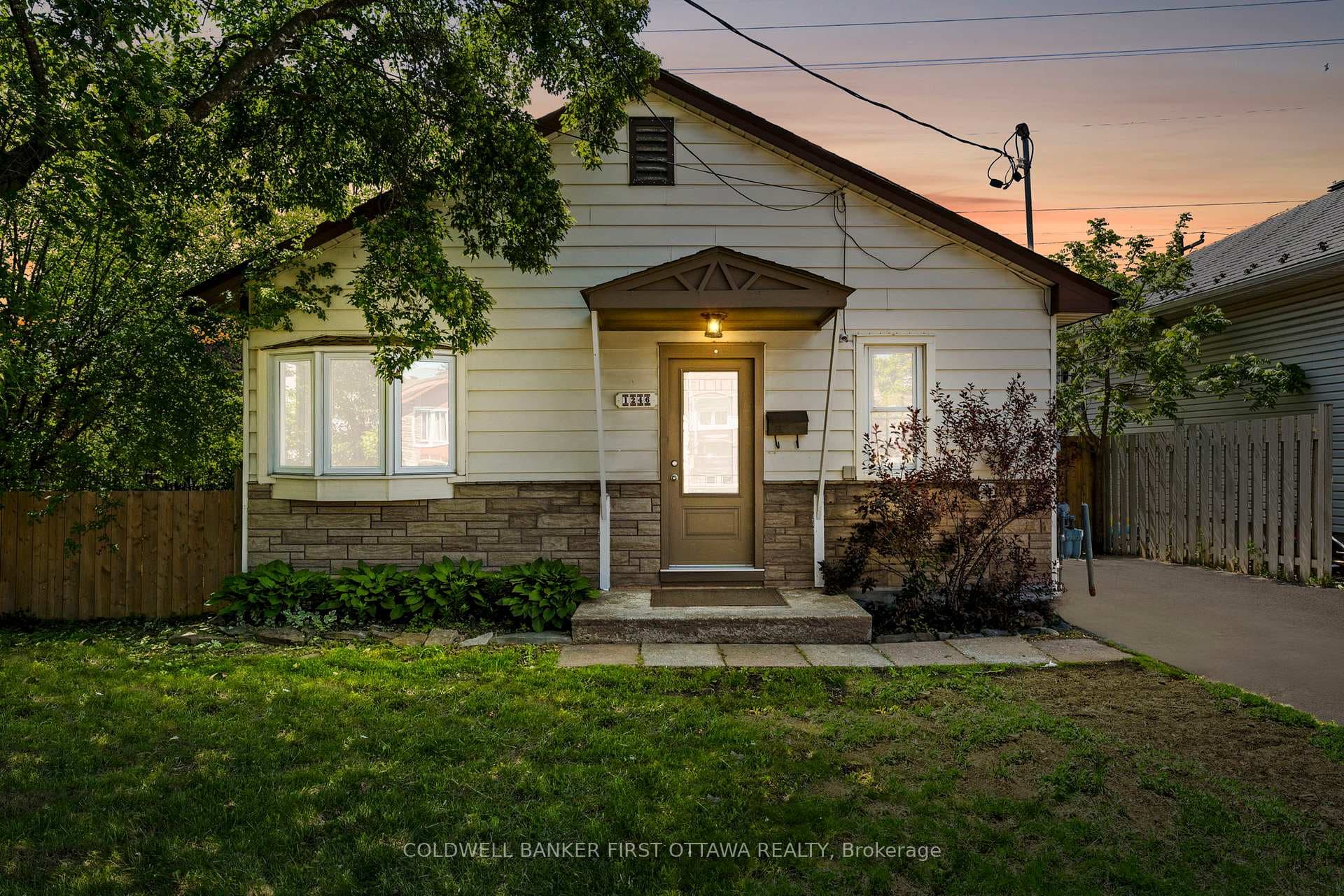 Welcome home to 1246 Kitchener Ave!