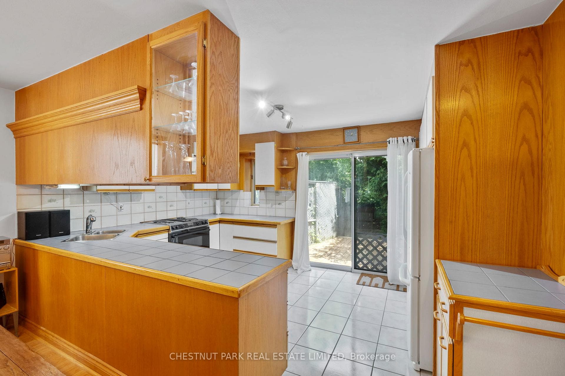 23 Edith Drive photo 14
