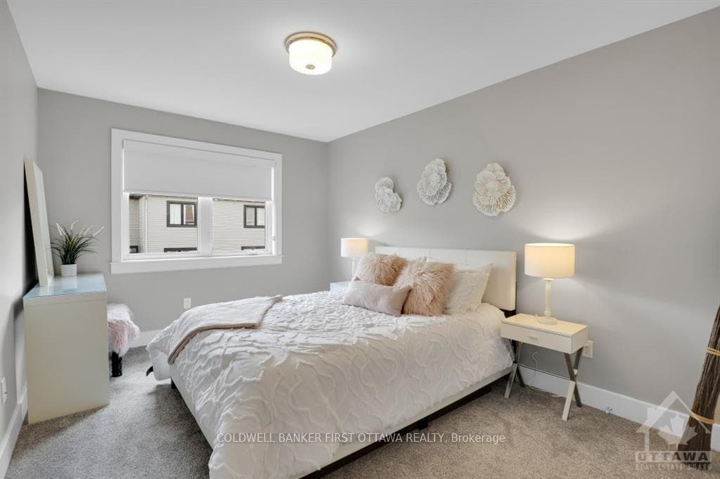 152 JARDINIERE Street photo 26