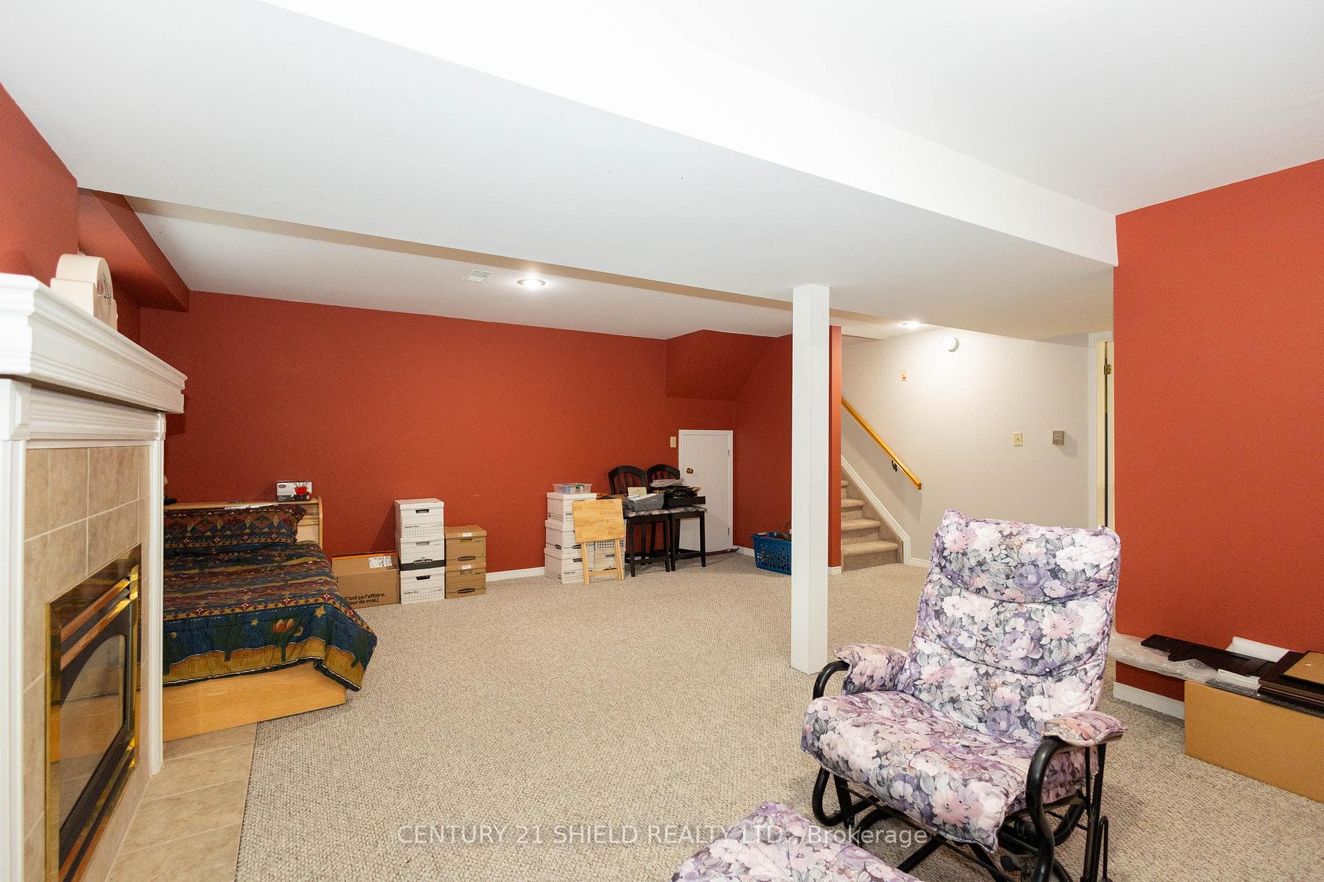 1613 Walton Street photo 32