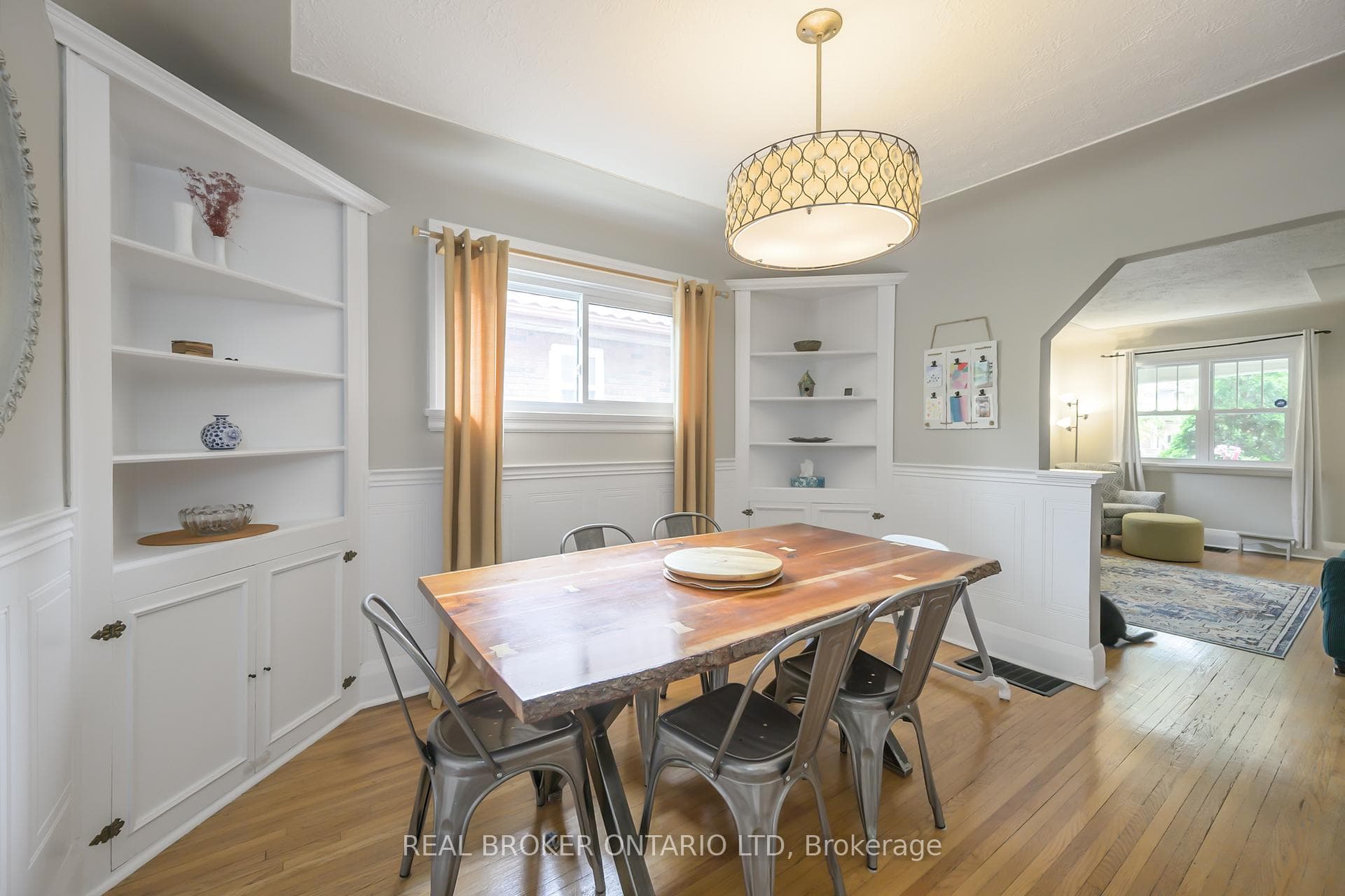 99 Springbank Drive photo 7