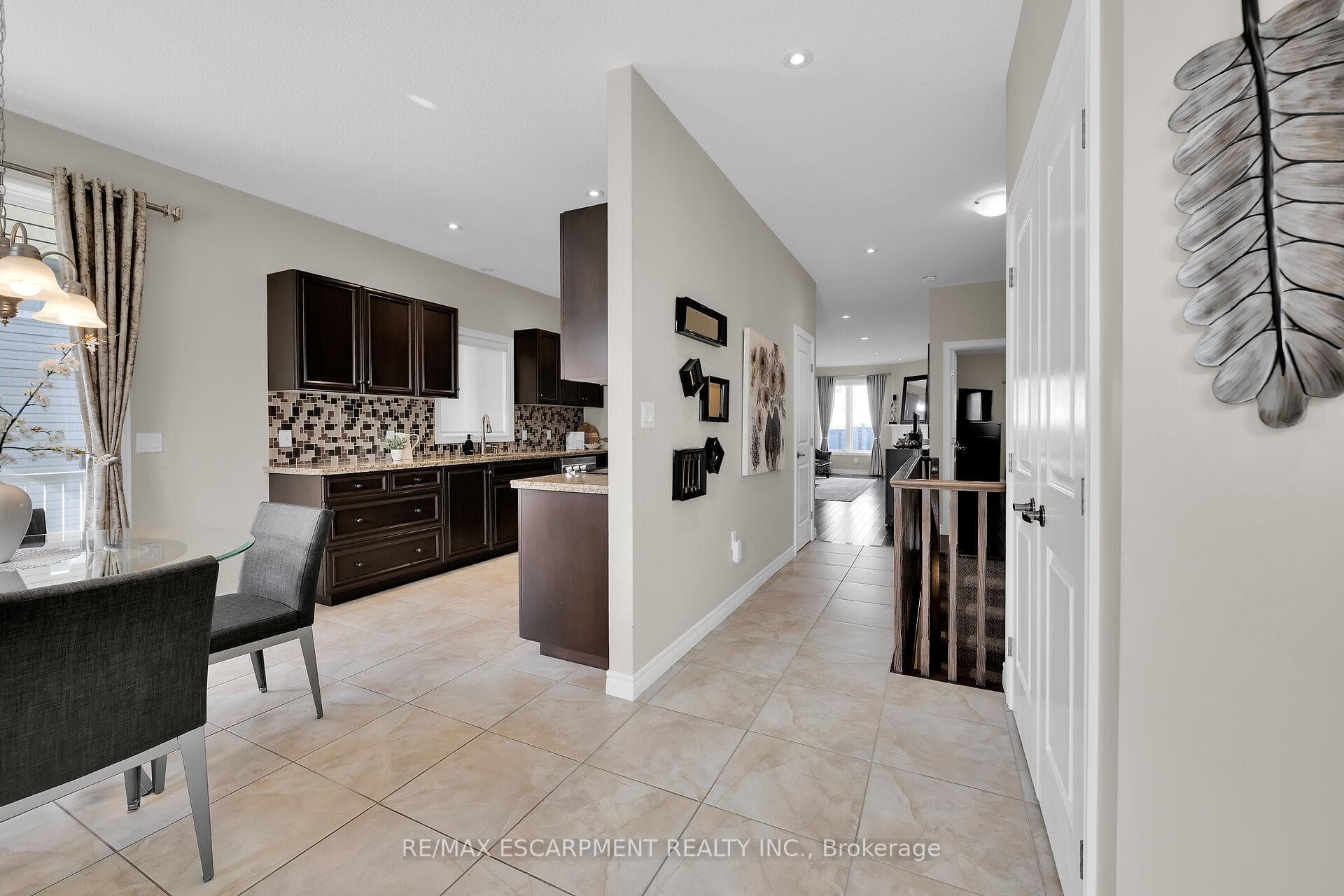 11 Murphy Lane photo 4