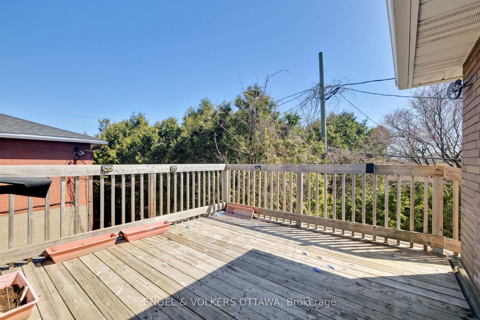 1311 S Avenue photo 22