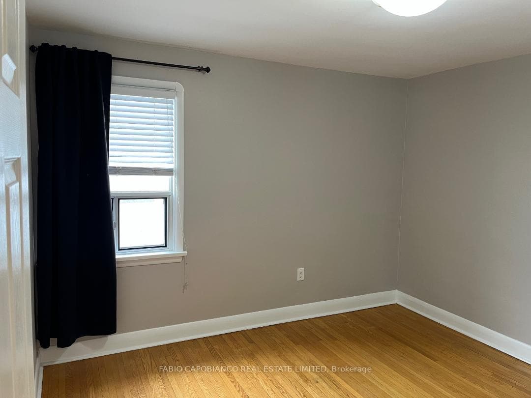 875 Tenth Street photo 6
