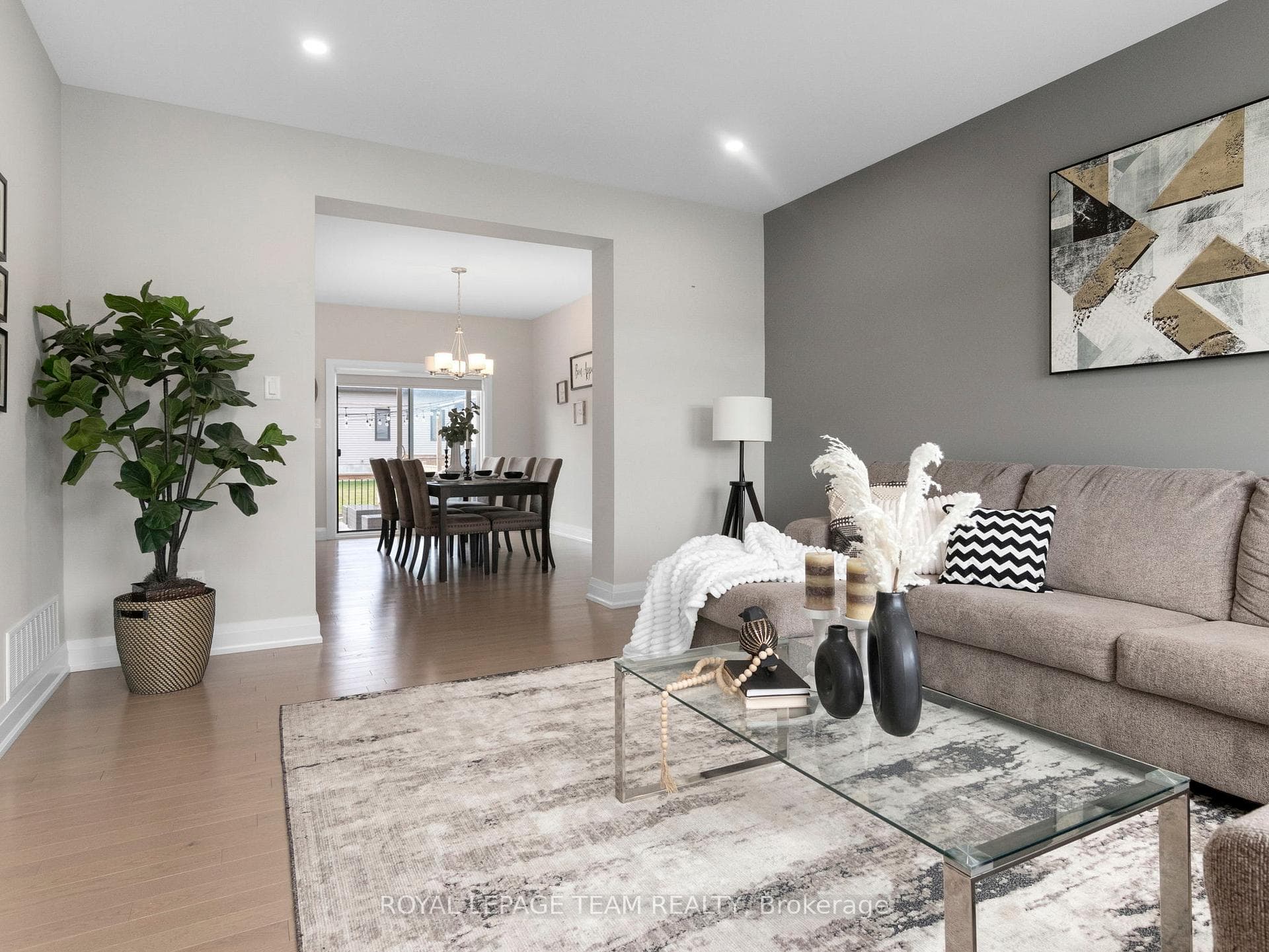 149 ARGILE Street photo 5