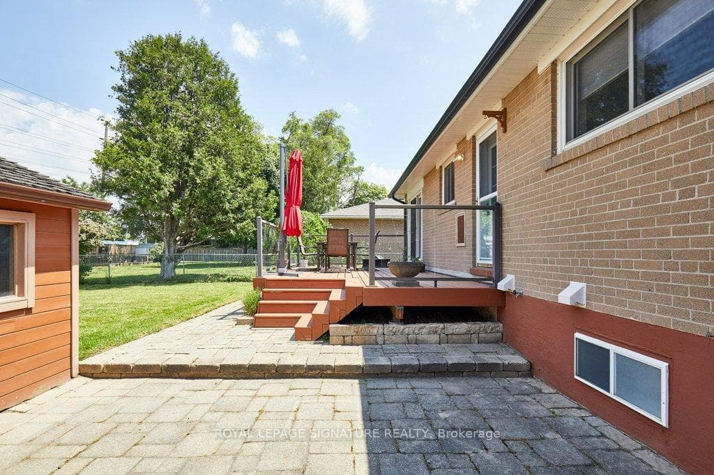 932 Reytan Boulevard photo 27