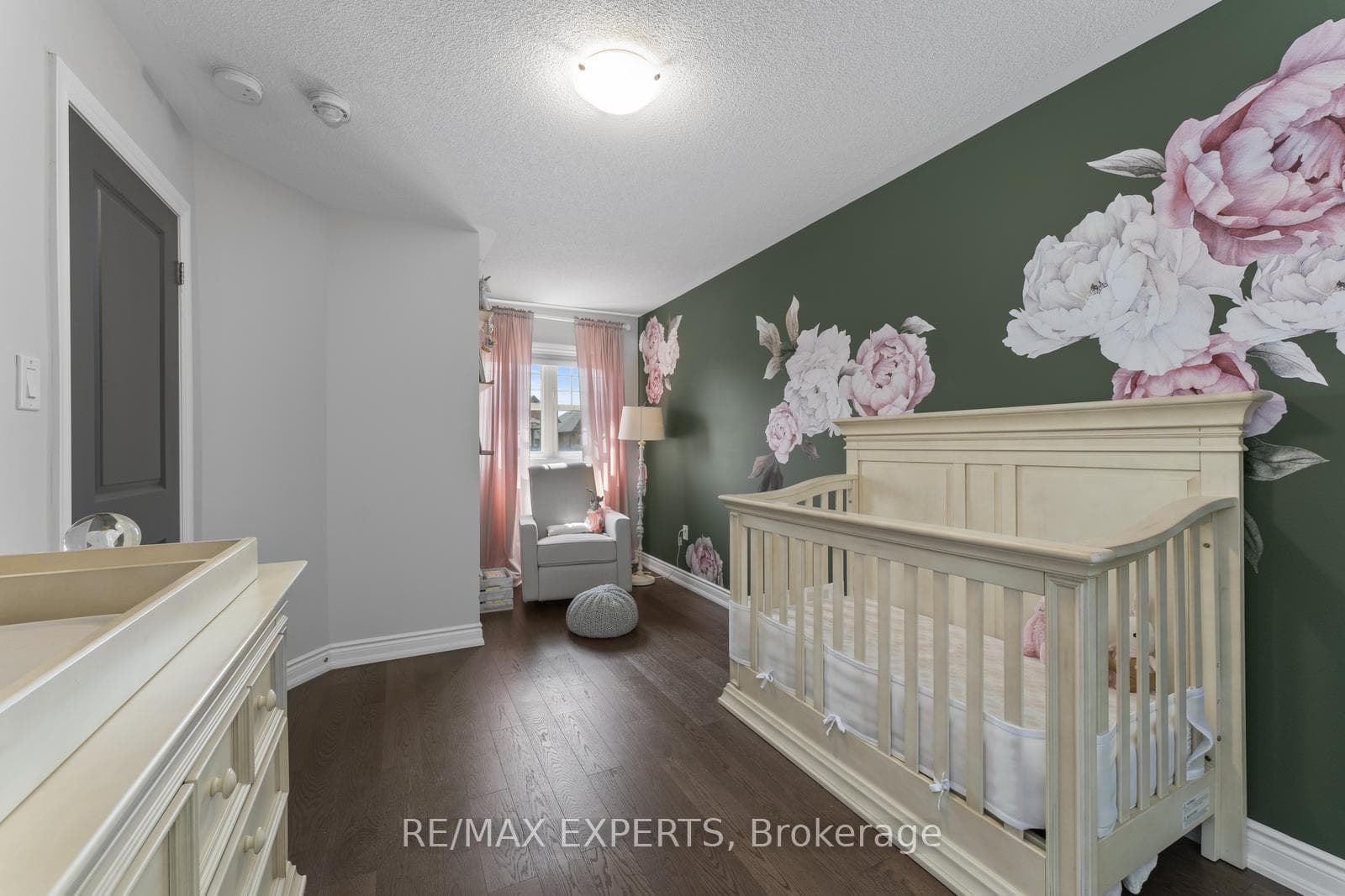 30 Zenith Avenue photo 32