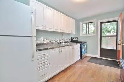 885 MAITLAND Avenue photo 4
