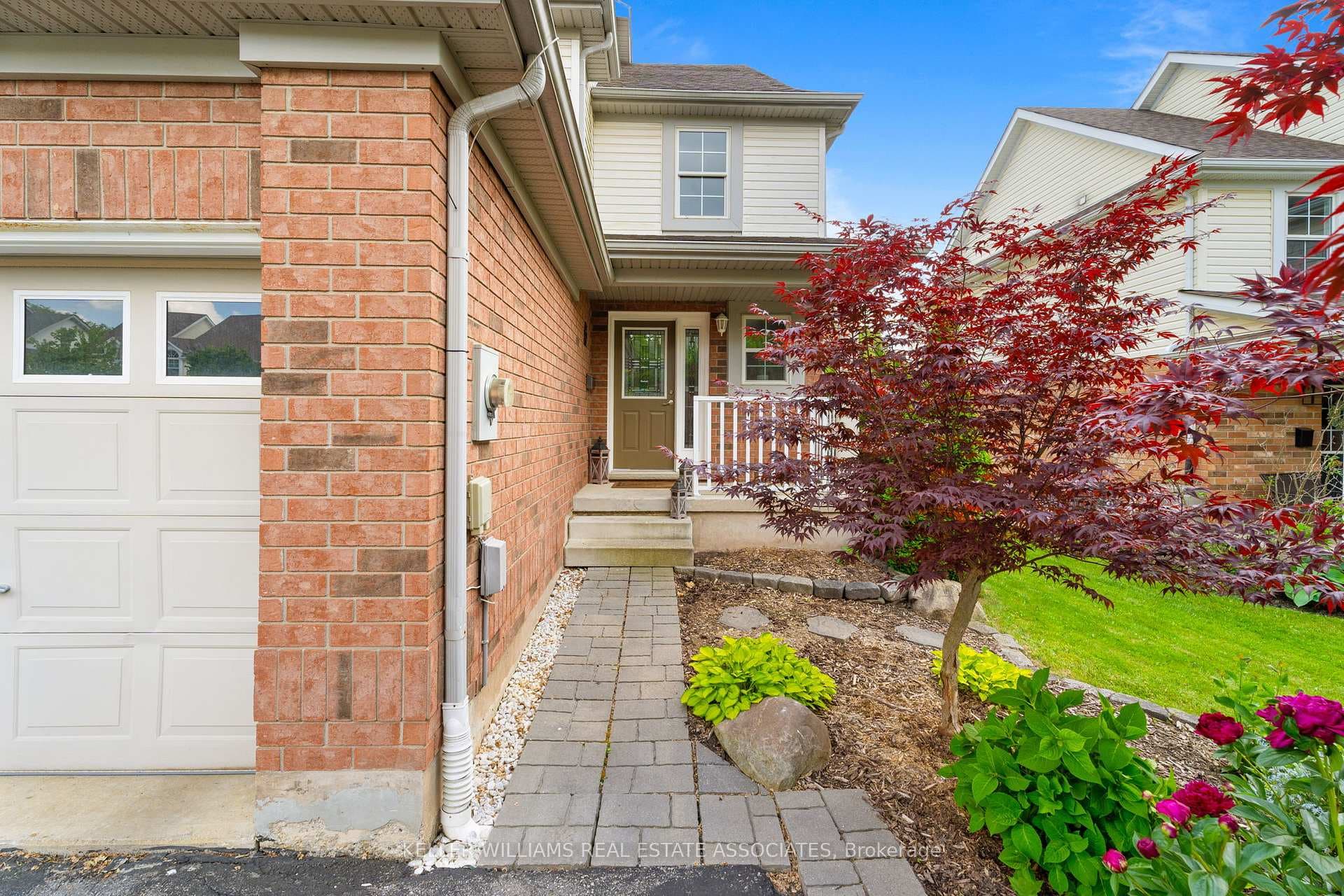 58 O'Connor Lane photo 2