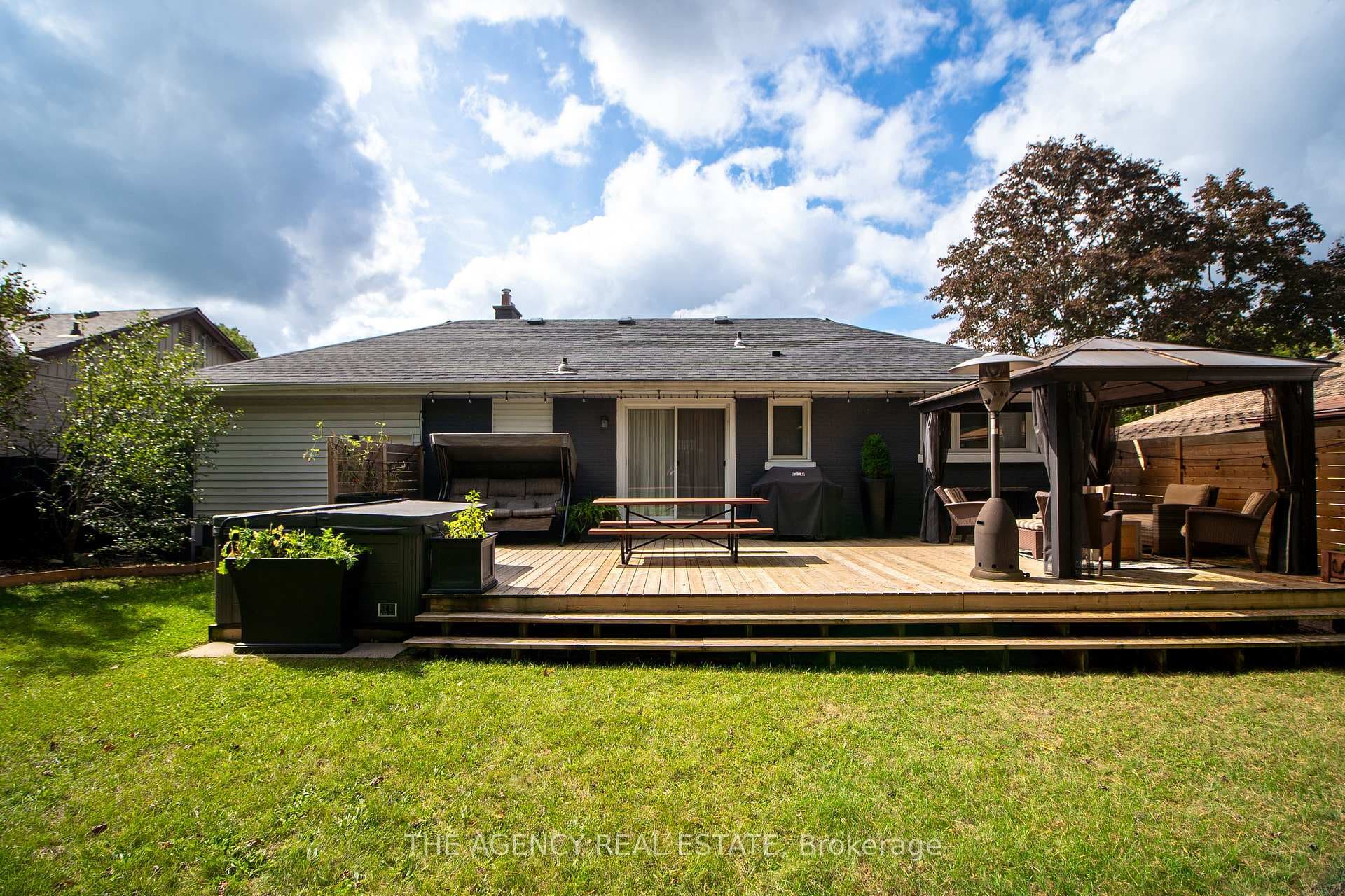 352 Reynolds Road photo 33