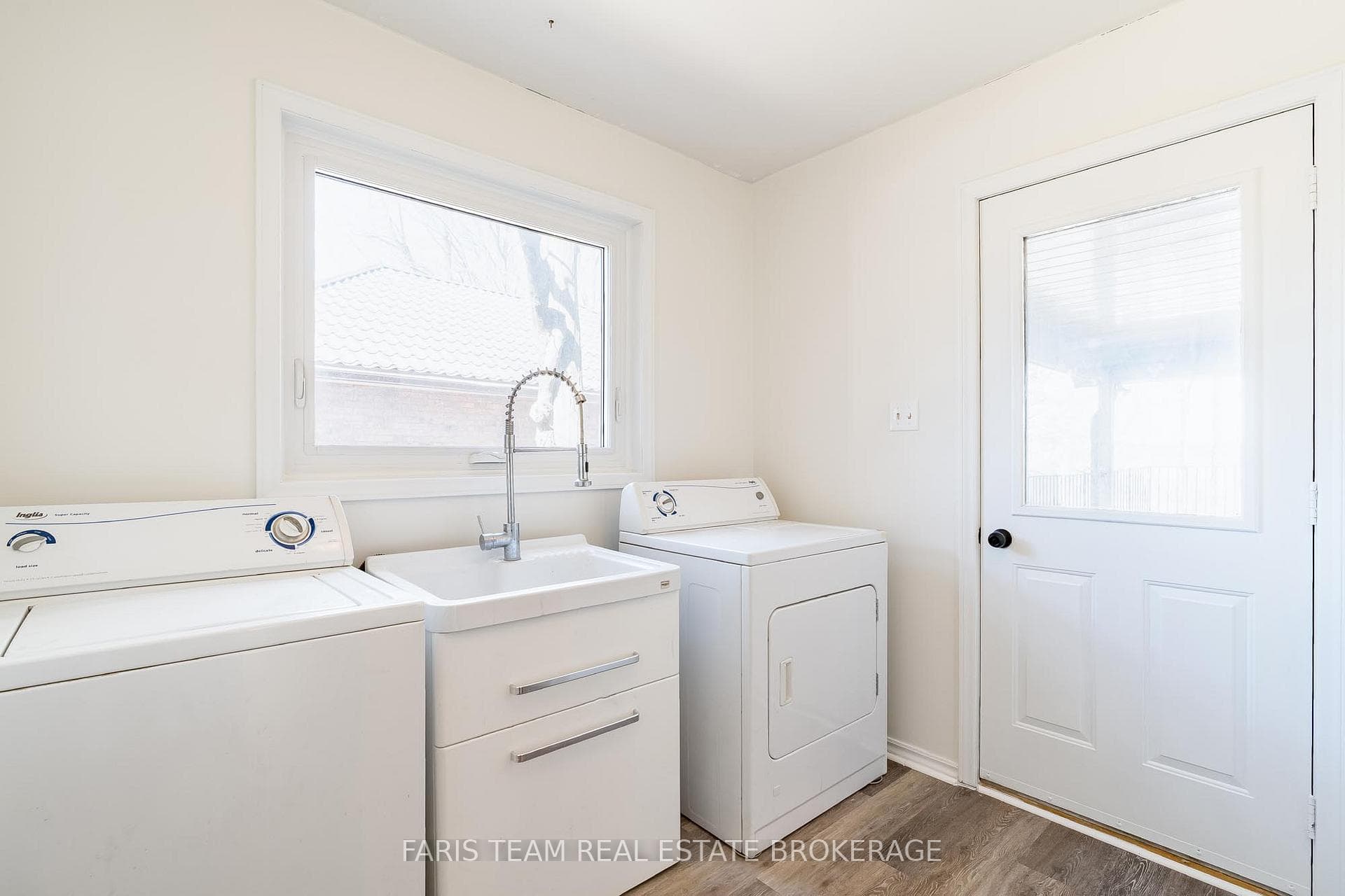 62 Woodcrest Road photo 24