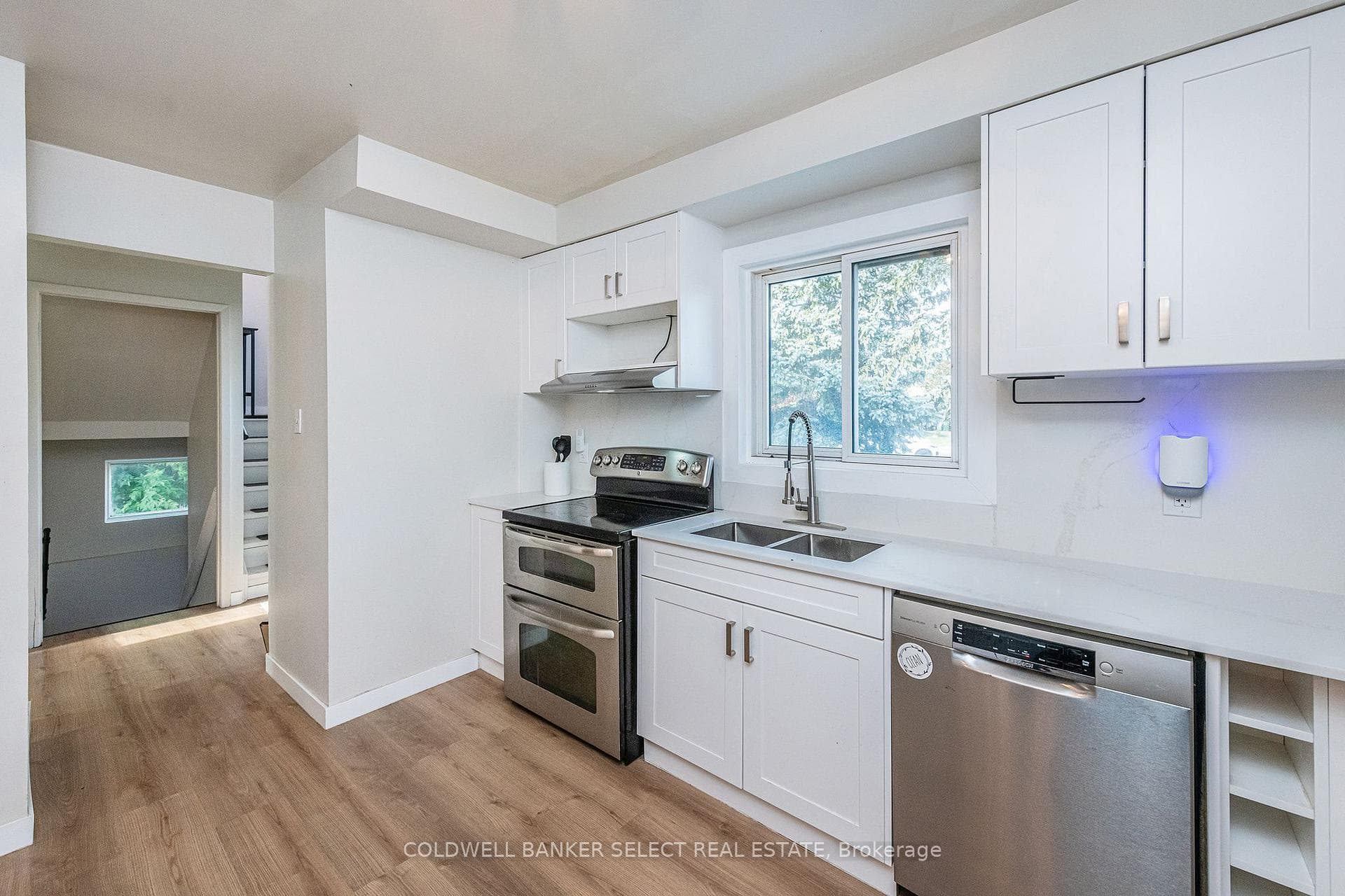 243 Leavens Court photo 2